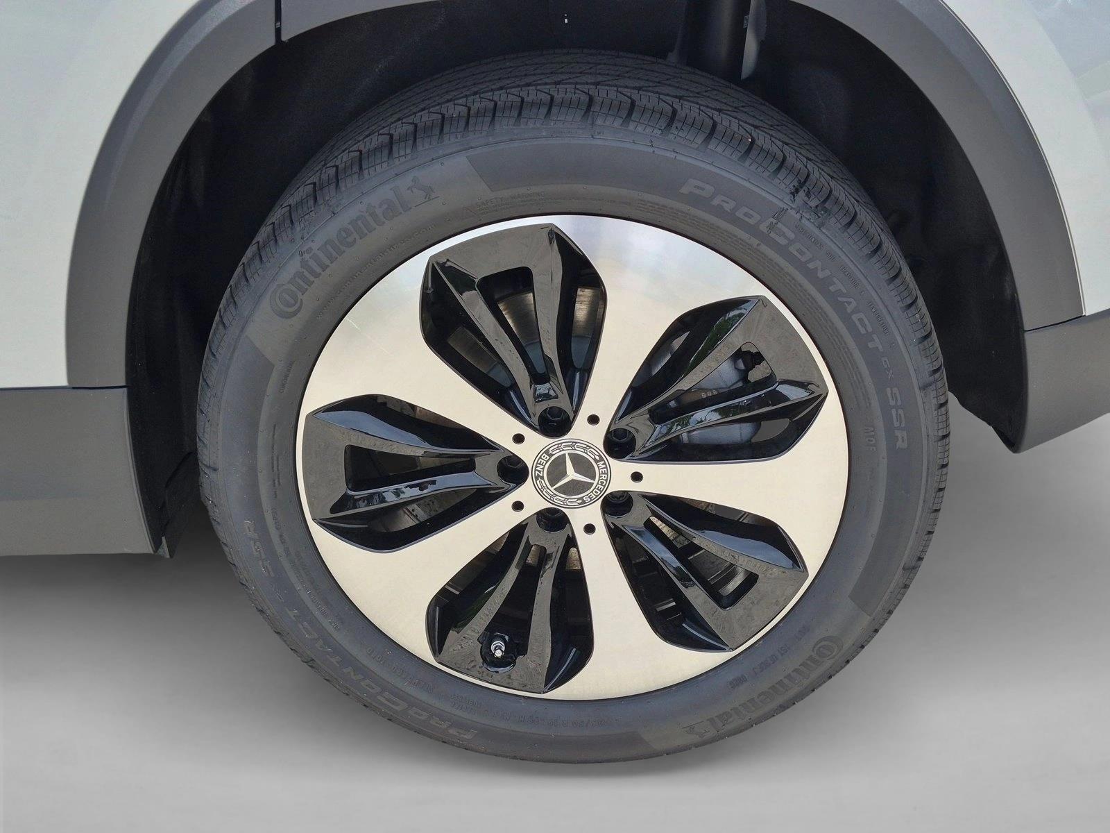 2026 GLA 250, photo 9 of 17