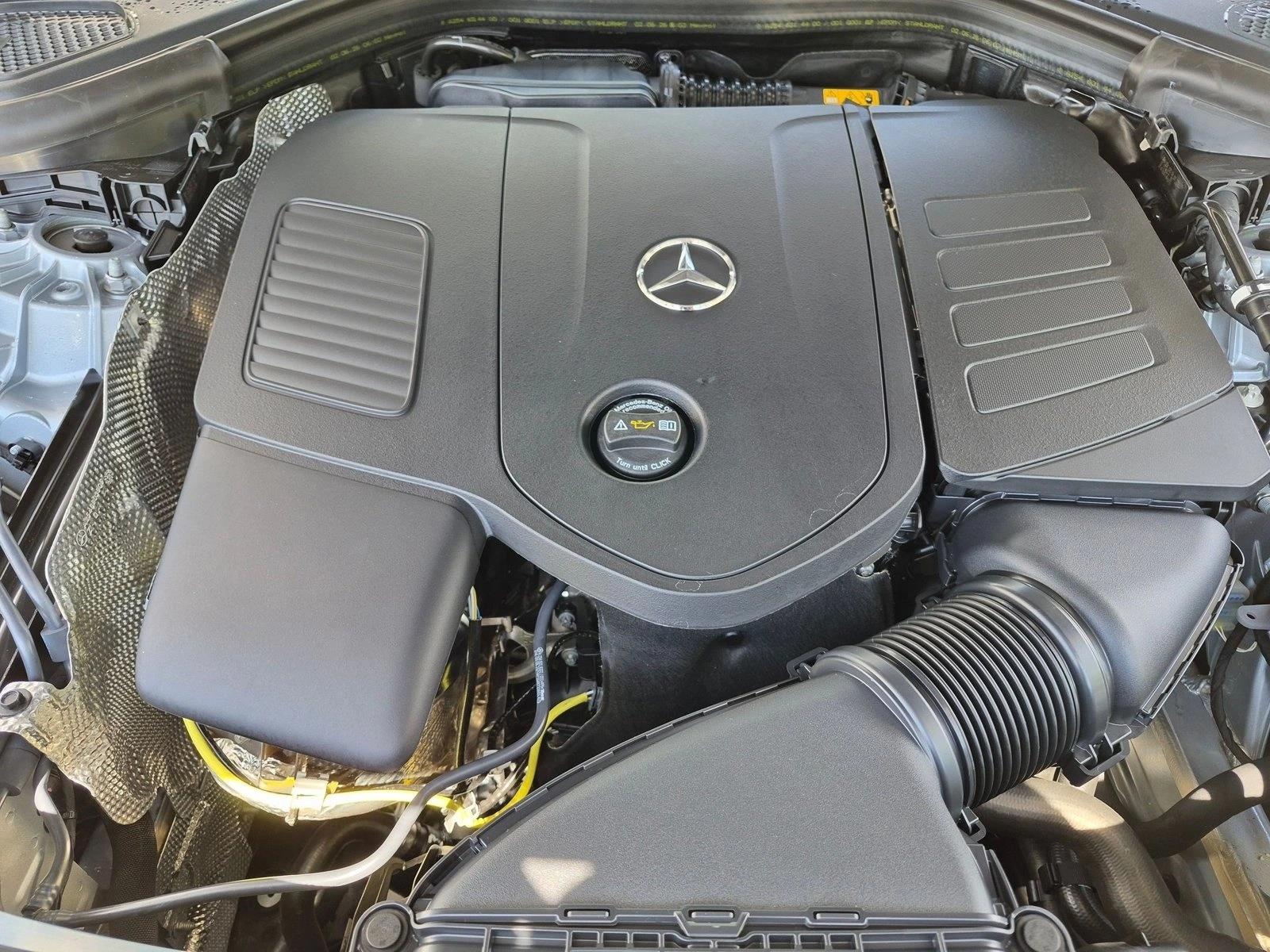 2027 GLC 300, photo 16 of 17