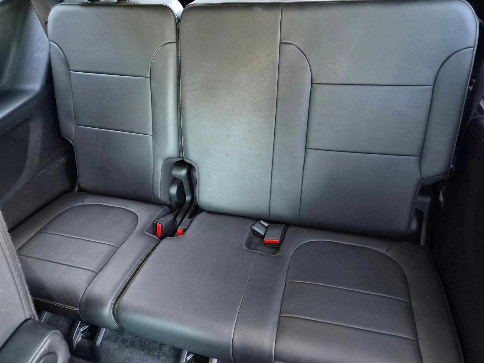 2021 Chevrolet Traverse Premier, photo 18 of 26