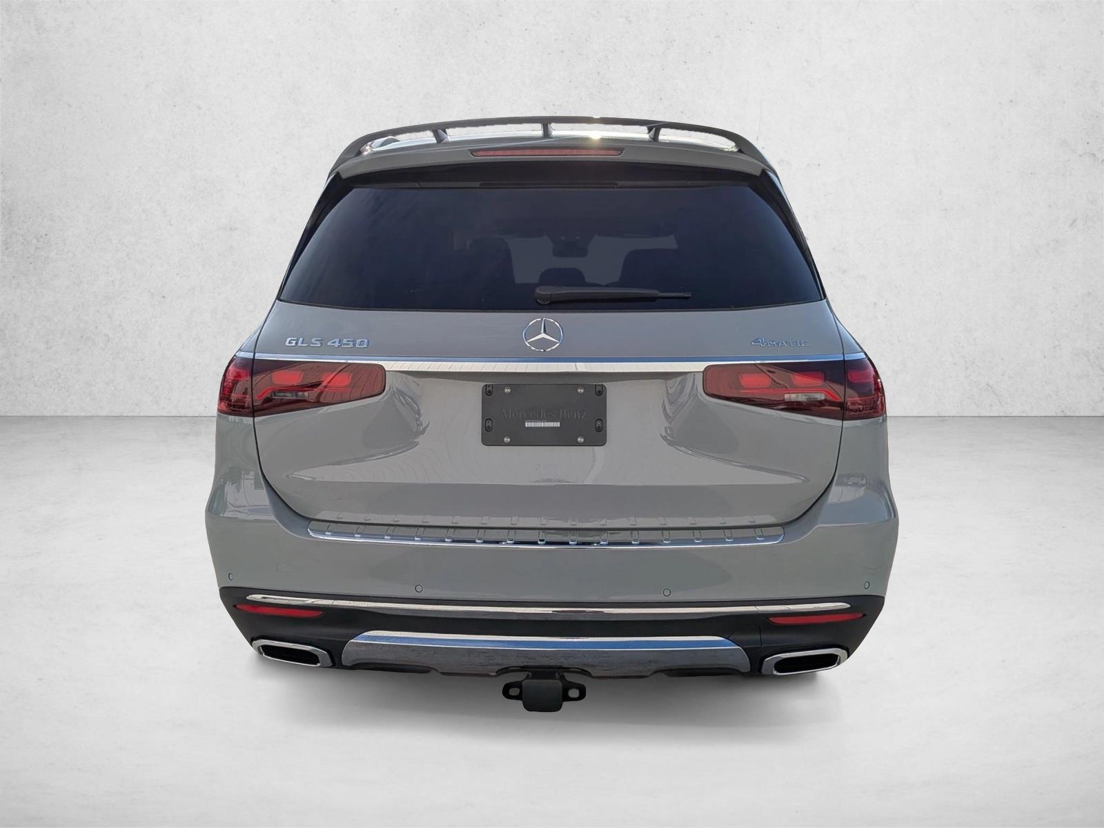 2026 GLS 450 4MATIC, photo 7 of 18