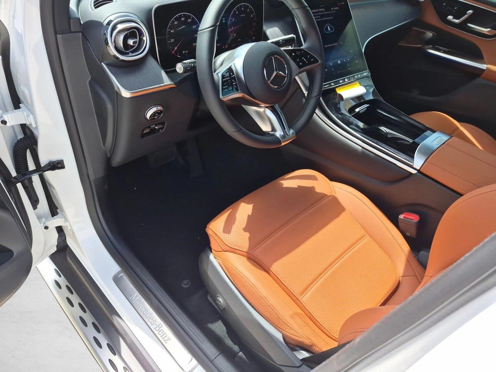 2026 GLC 300 4MATIC, photo 8 of 15