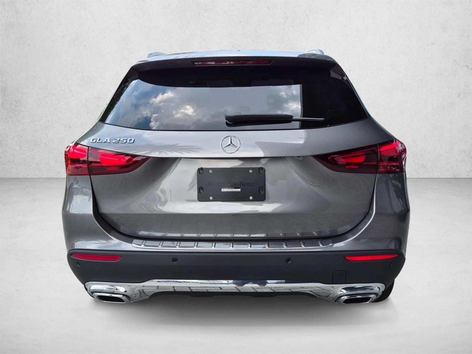 2026 GLA 250, photo 7 of 16