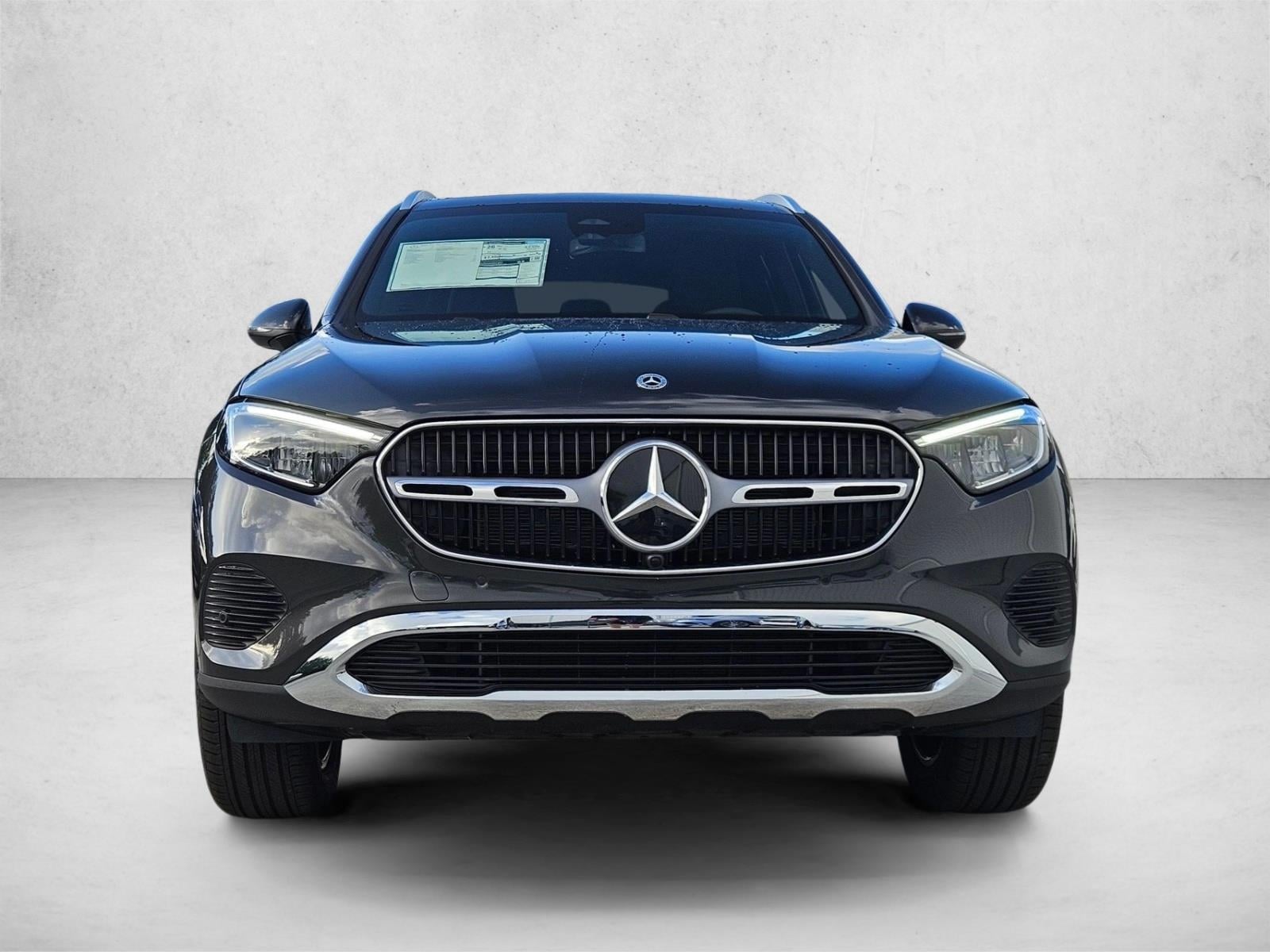 2026 GLC 300 4MATIC, photo 6 of 17