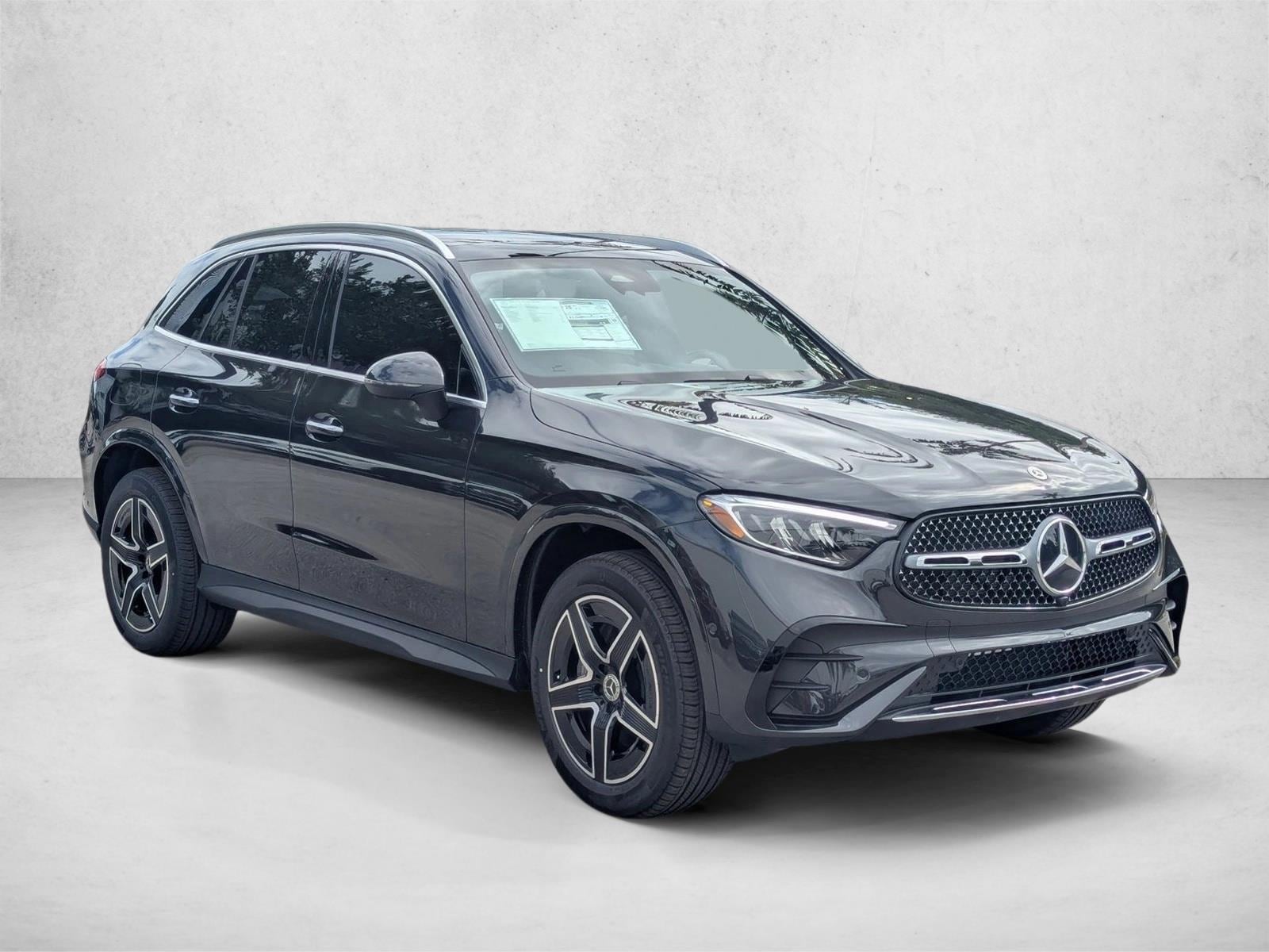 2026 GLC 300 4MATIC, photo 6 of 16