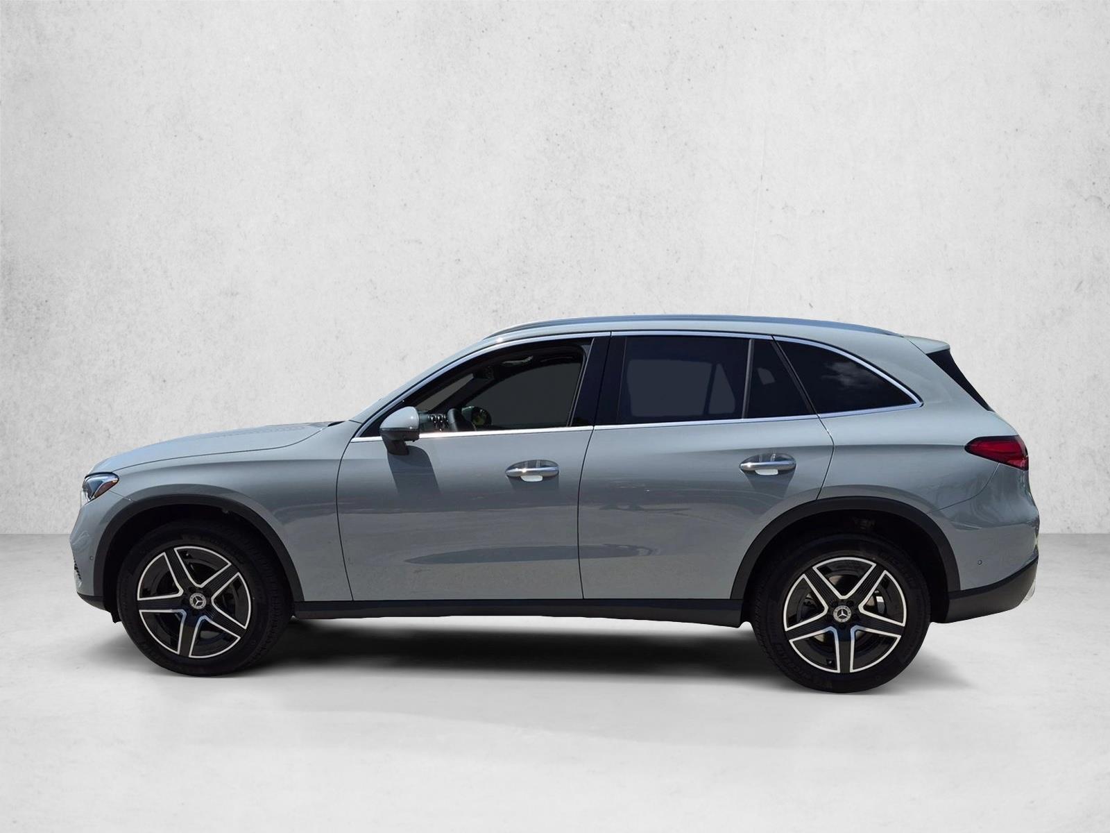 2027 GLC 300, photo 5 of 17