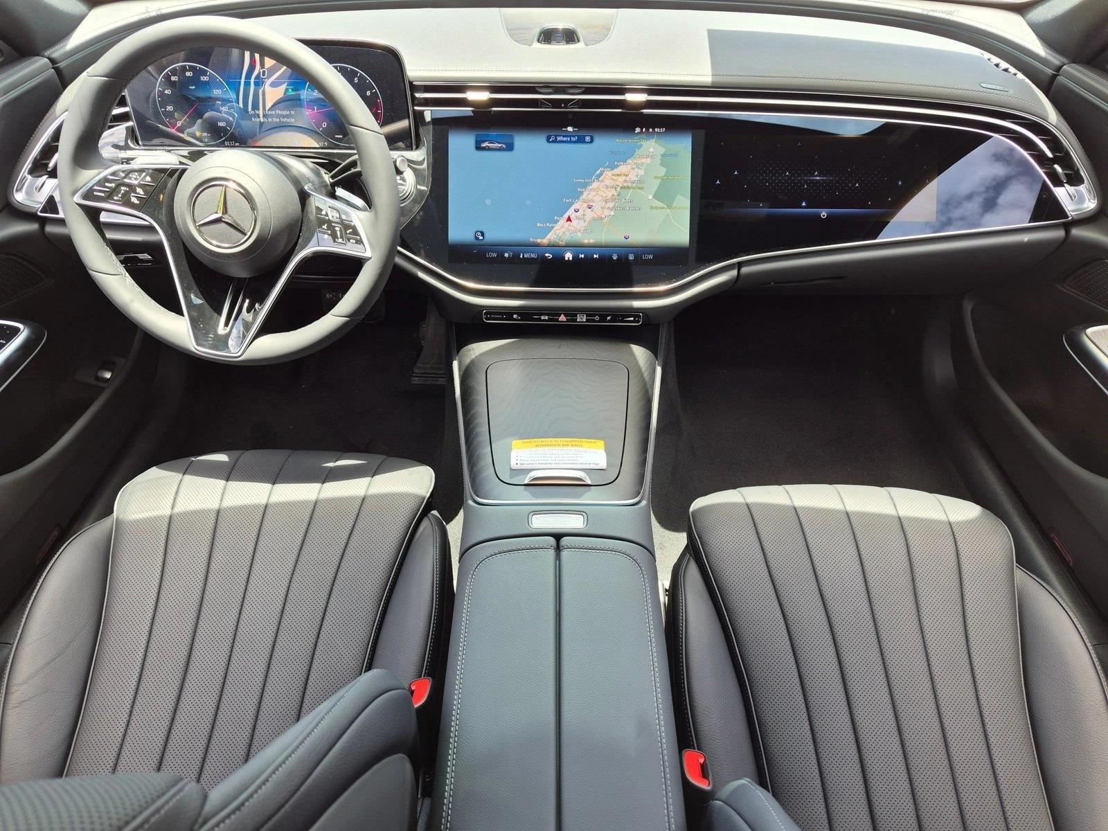 2026 E 350 4MATIC, photo 14 of 17