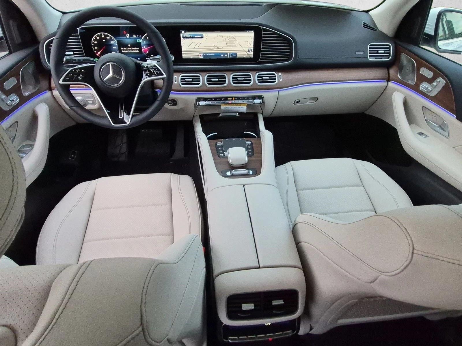 2026 GLS 450 4MATIC, photo 13 of 16