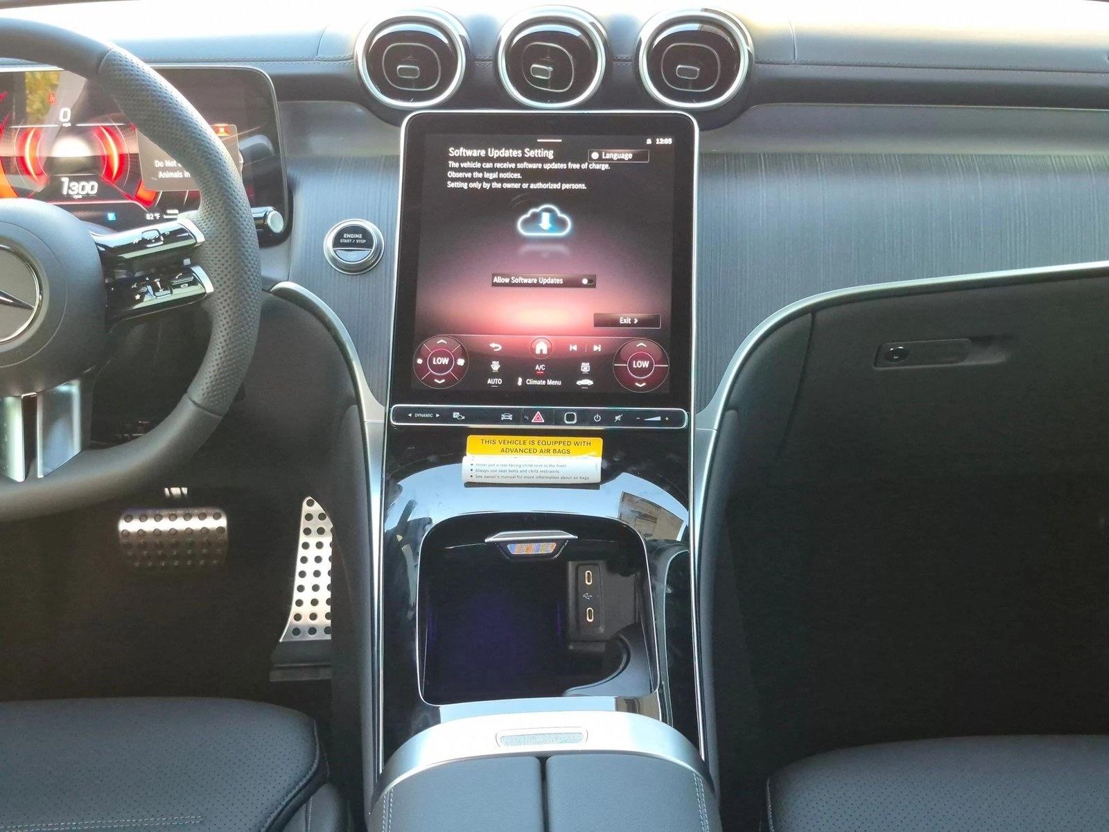2027 GLC 300, photo 12 of 16