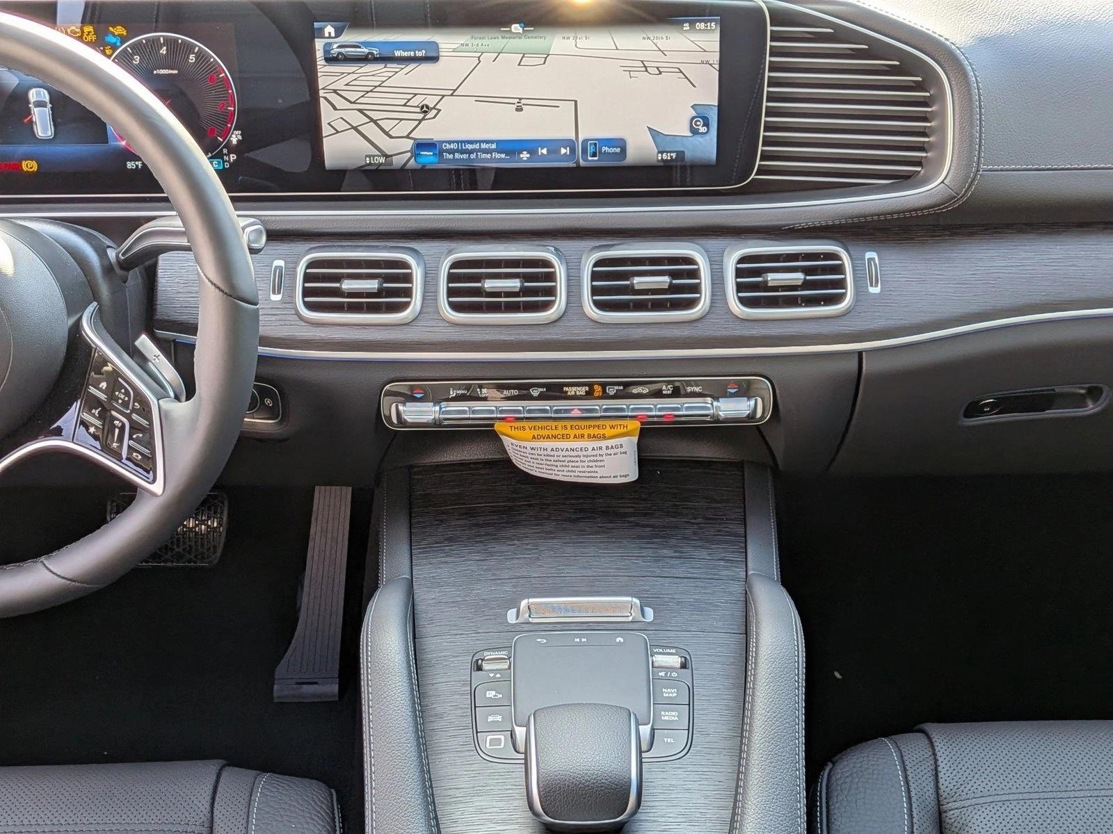 2026 GLS 450 4MATIC, photo 11 of 18