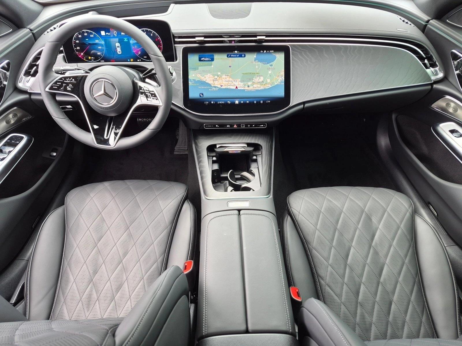 2027 E 450 4MATIC, photo 14 of 17
