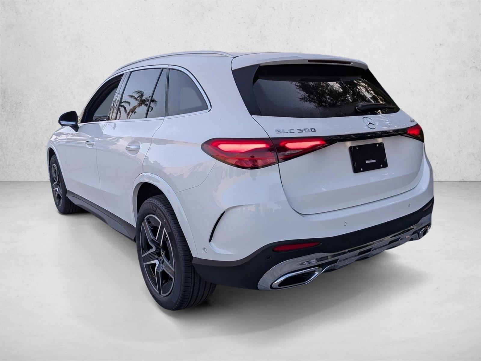 2026 GLC 300 4MATIC, photo 8 of 16