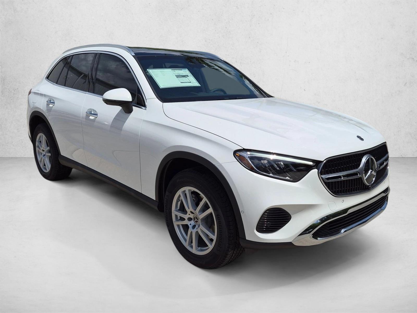 2026 GLC 300 4MATIC, photo 6 of 17