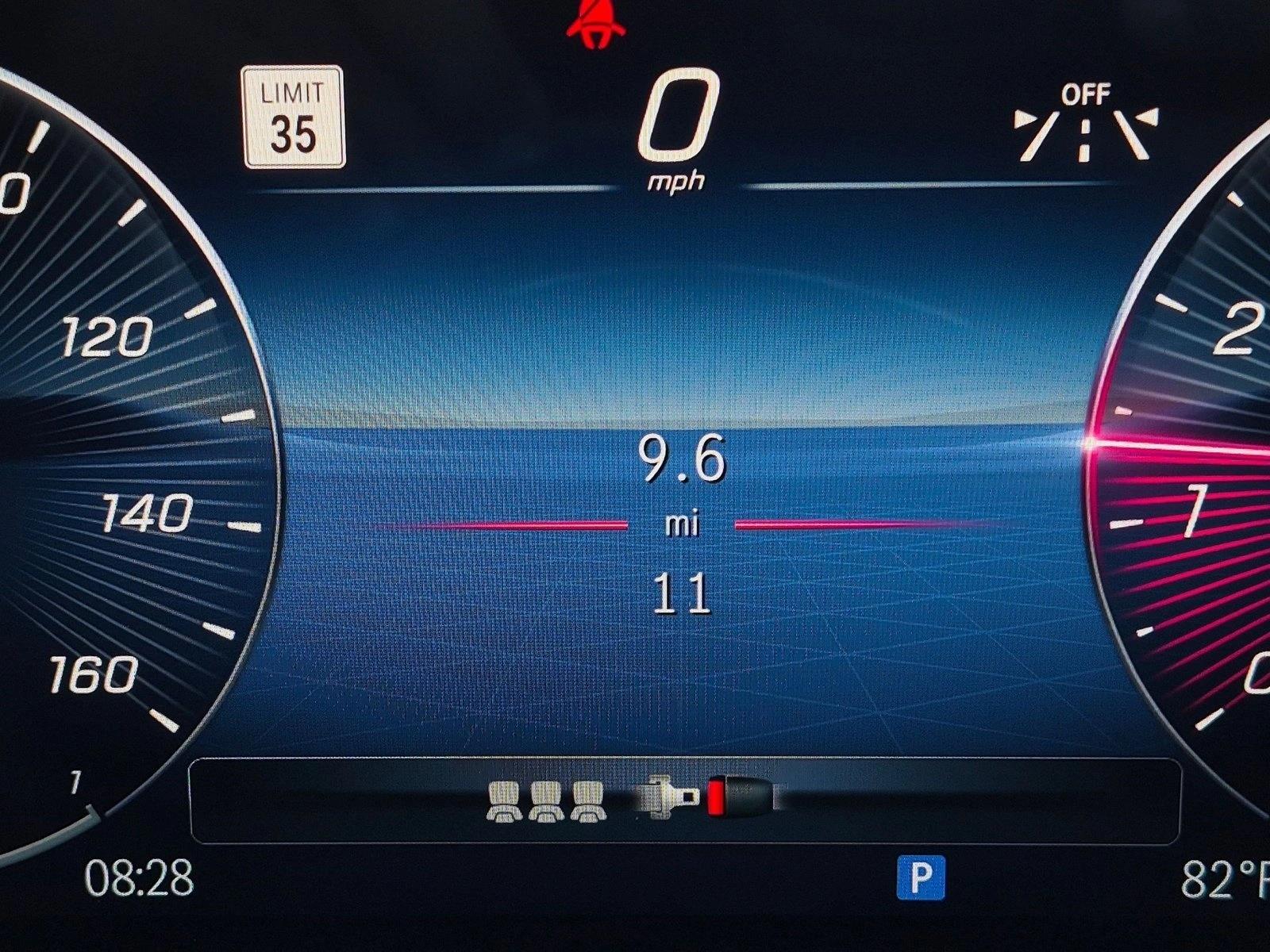2026 GLA 250, photo 10 of 17