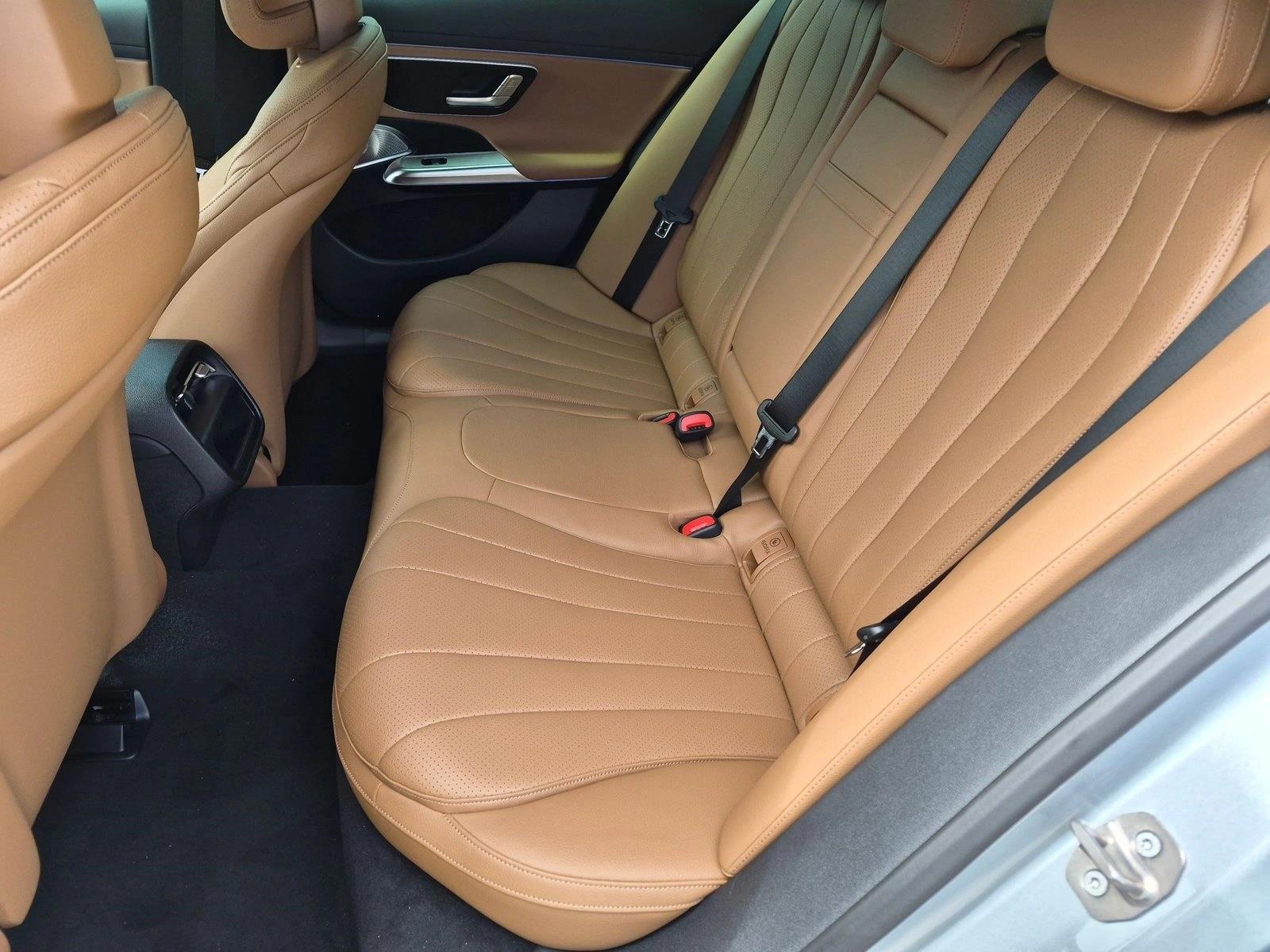 2027 E 350, photo 15 of 17