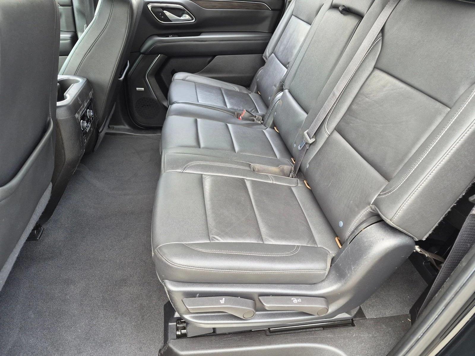 2022 Chevrolet Suburban Z71, photo 19 of 26