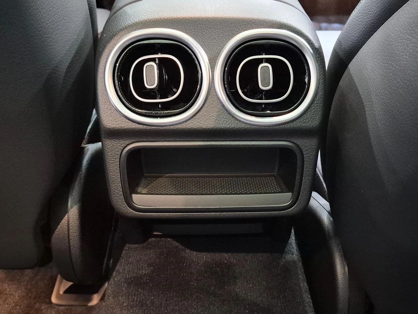 2026 C 300, photo 17 of 25
