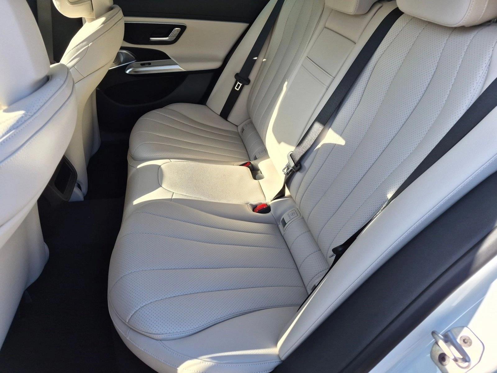 2027 E 350, photo 15 of 17