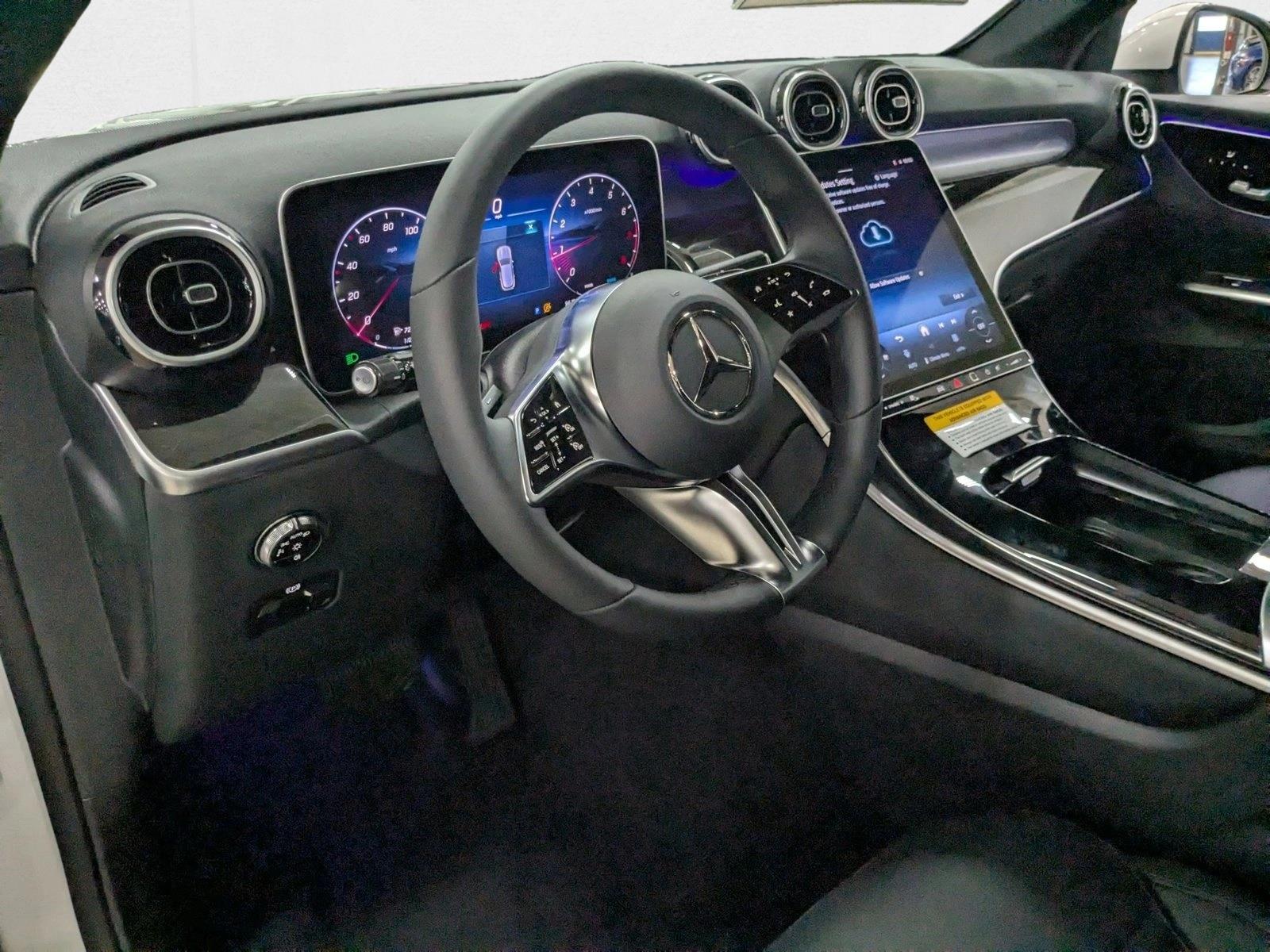 2026 GLC 300 4MATIC, photo 3 of 16