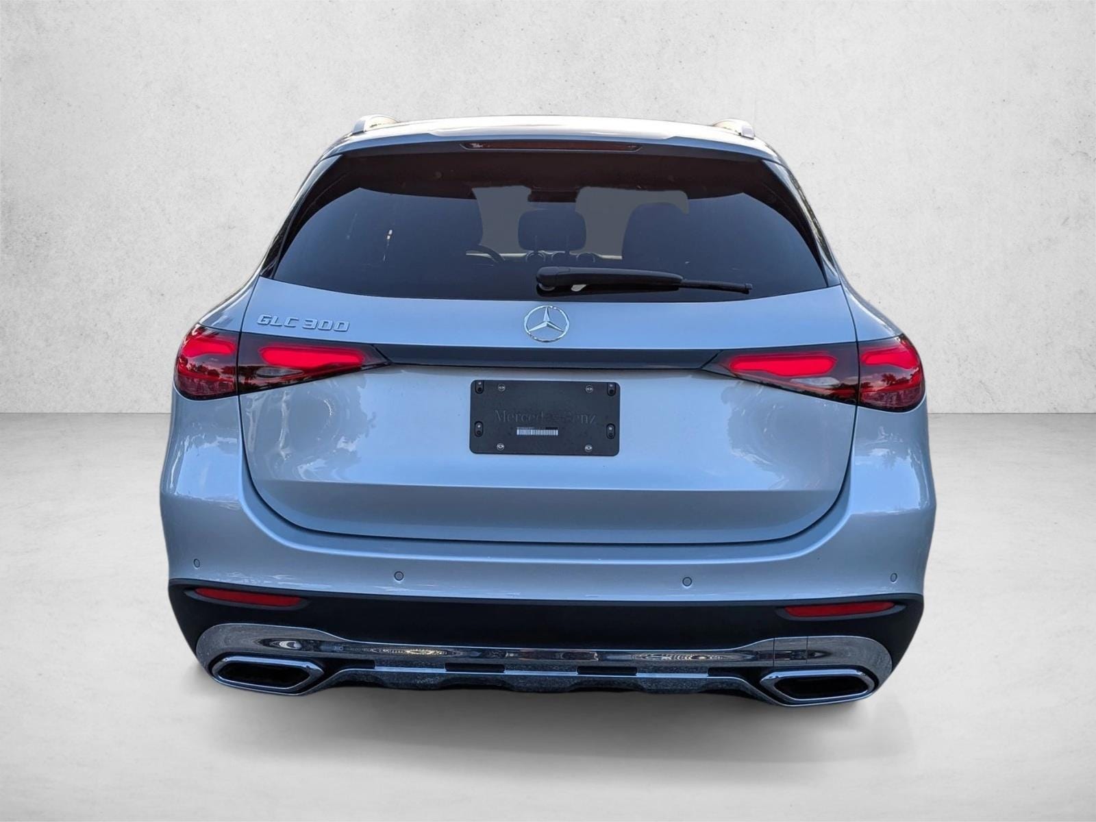 2026 GLC 300, photo 7 of 17
