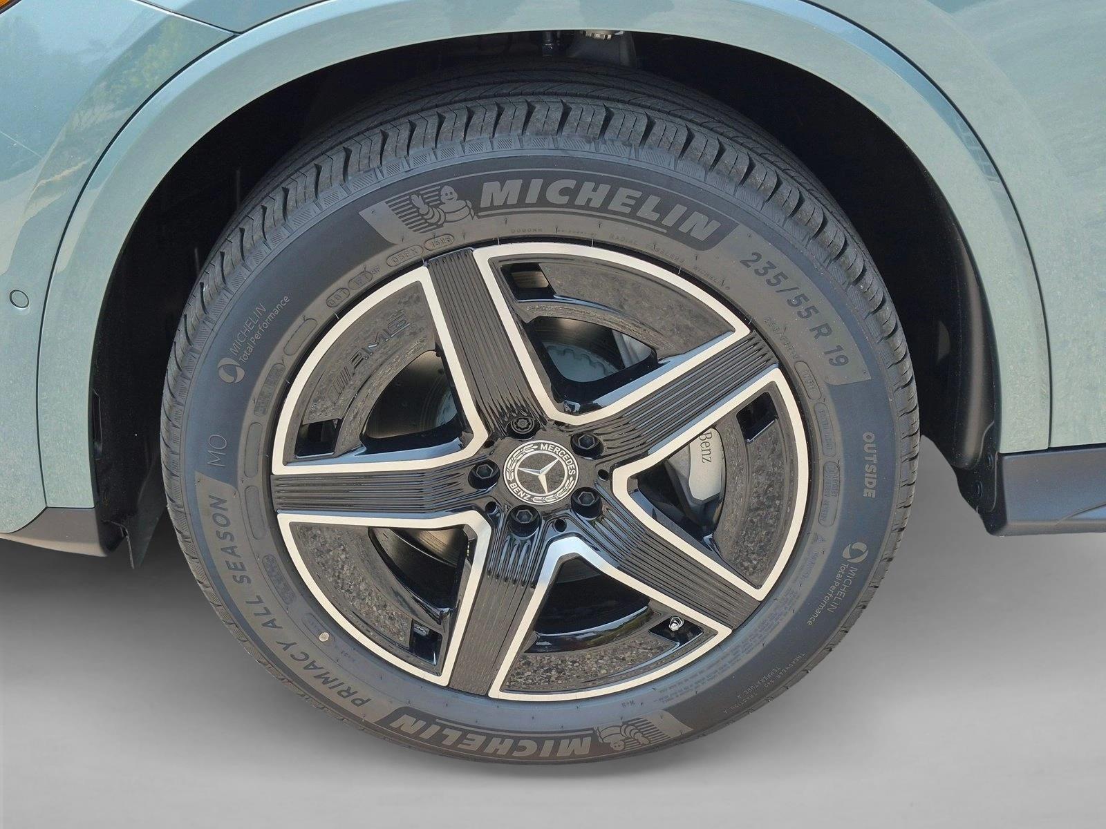 2026 GLC 300 4MATIC, photo 9 of 17
