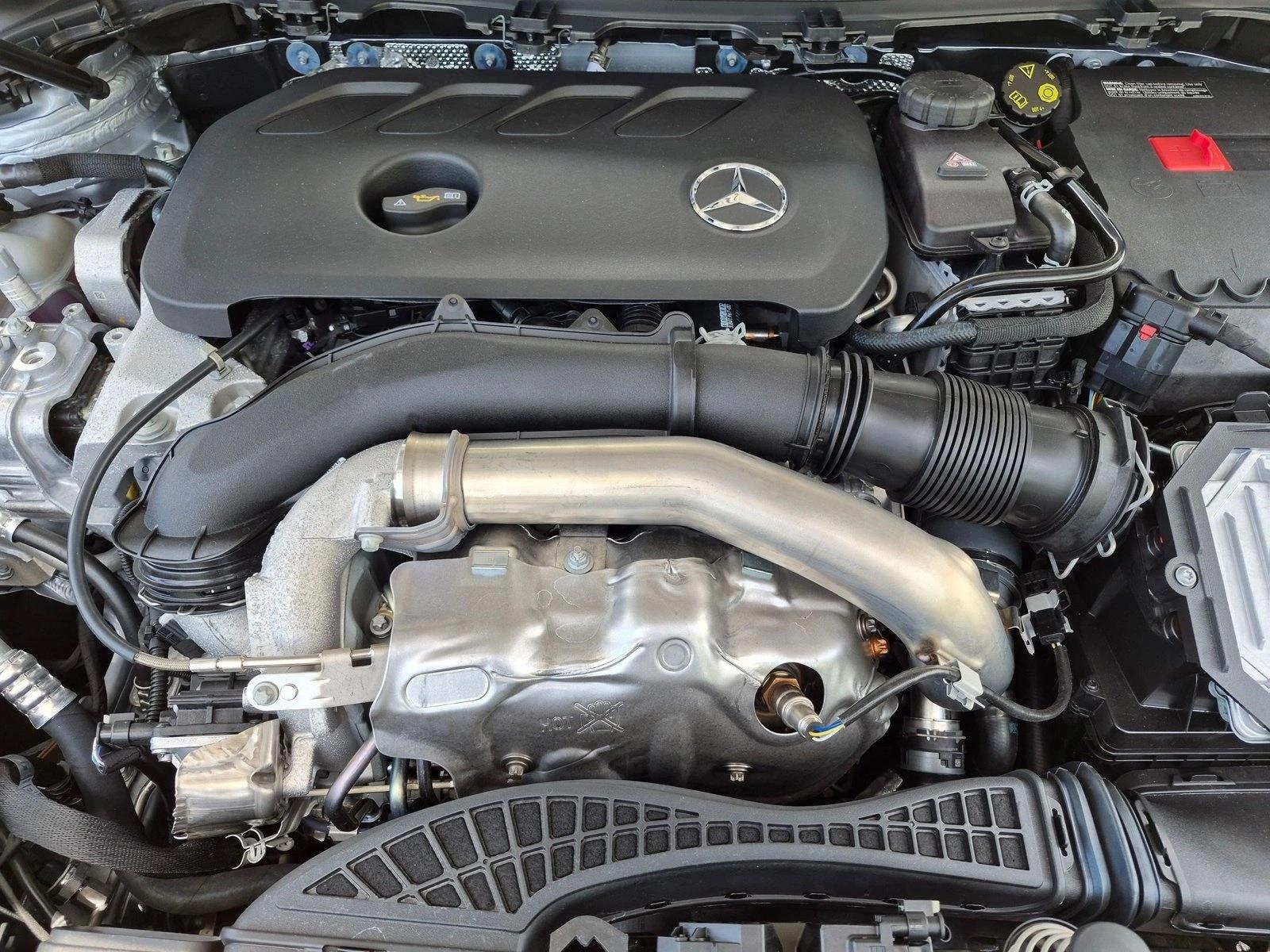 2026 GLA 250, photo 16 of 17