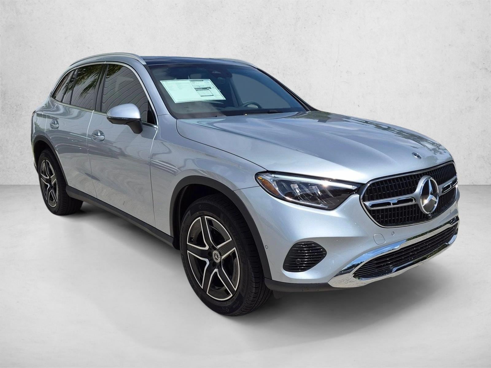 2027 GLC 300, photo 6 of 17