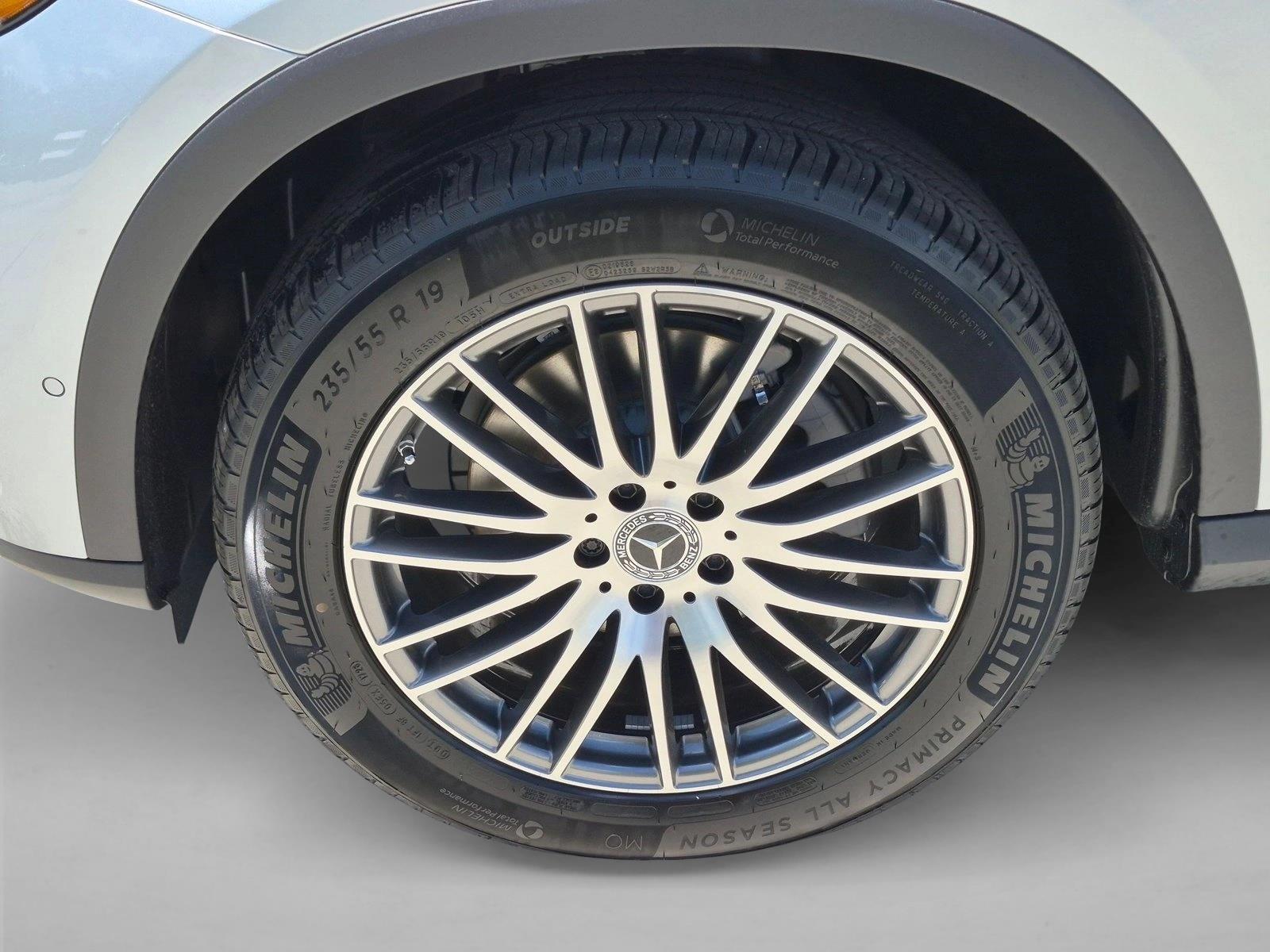 2027 GLC 300, photo 9 of 17