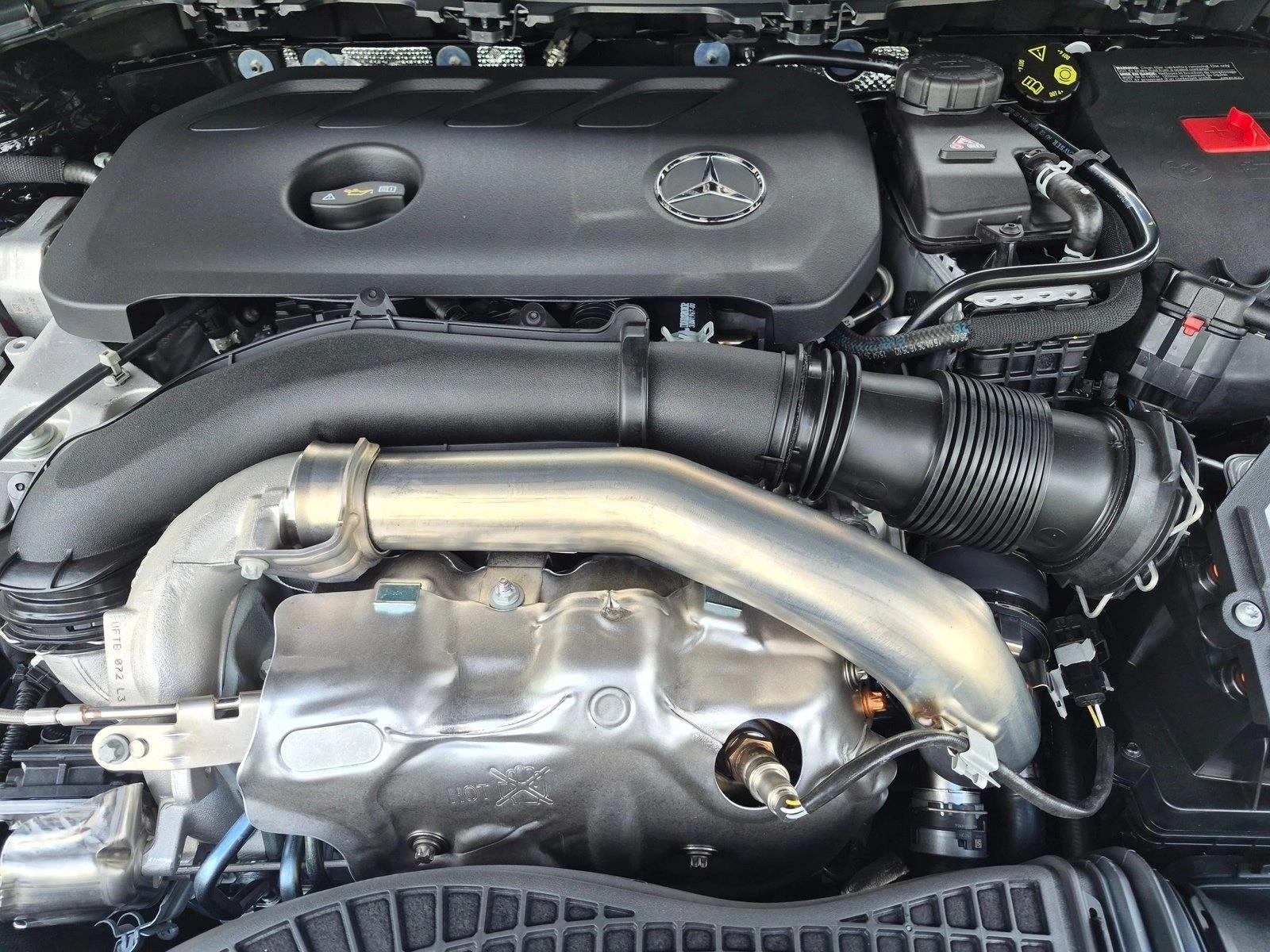 2026 GLA 250, photo 16 of 17