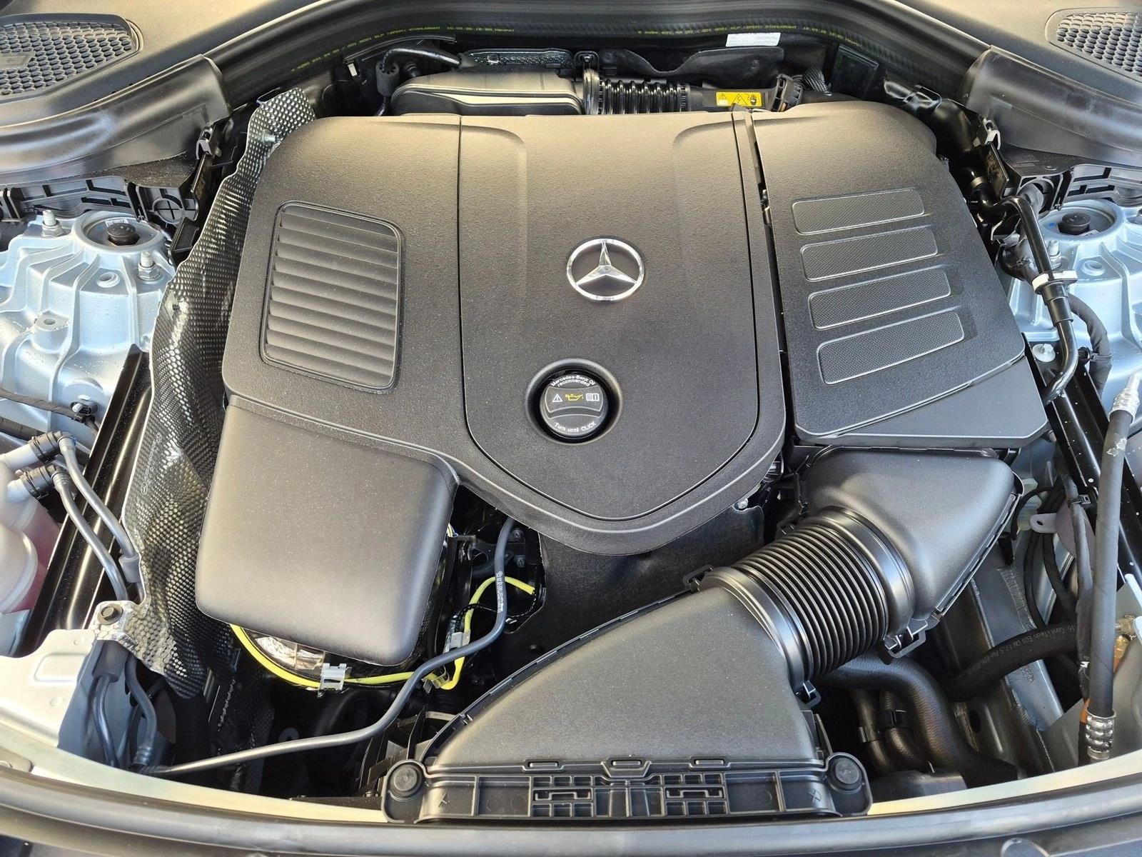2026 GLC 300 4MATIC, photo 15 of 16