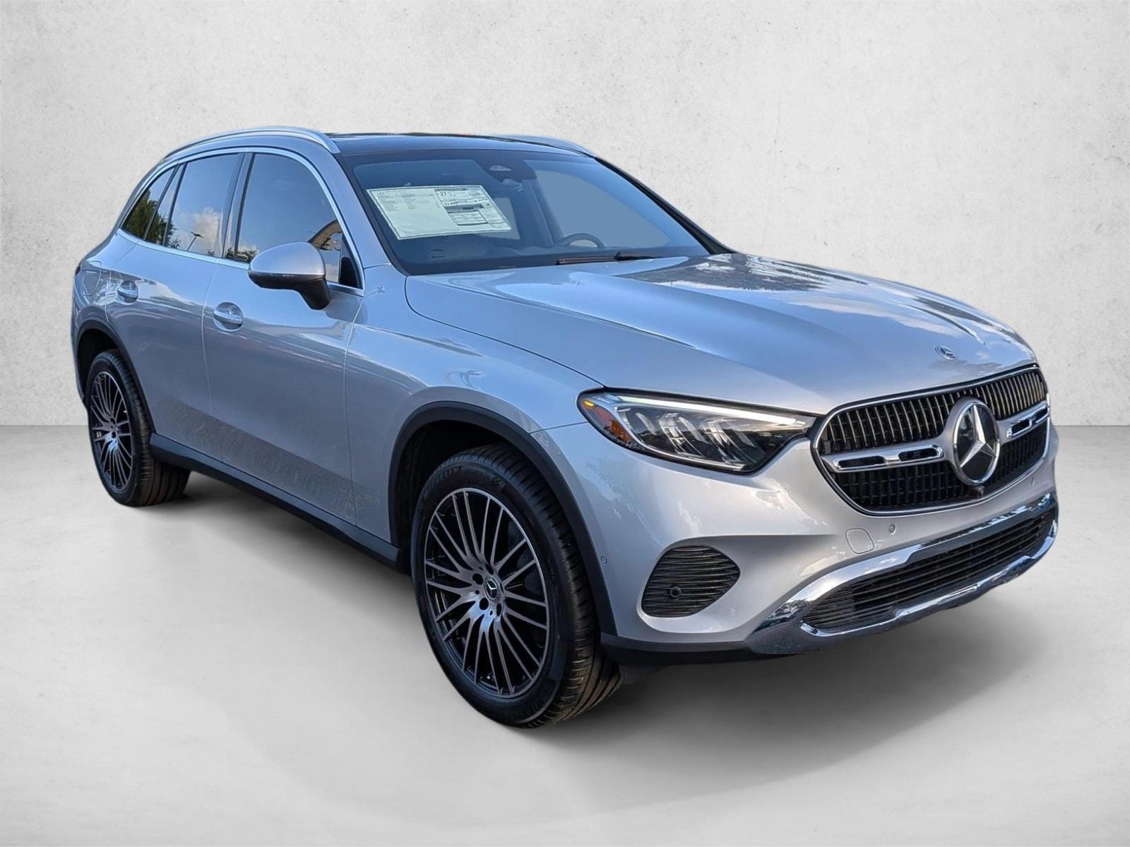 2026 GLC 300, photo 6 of 17