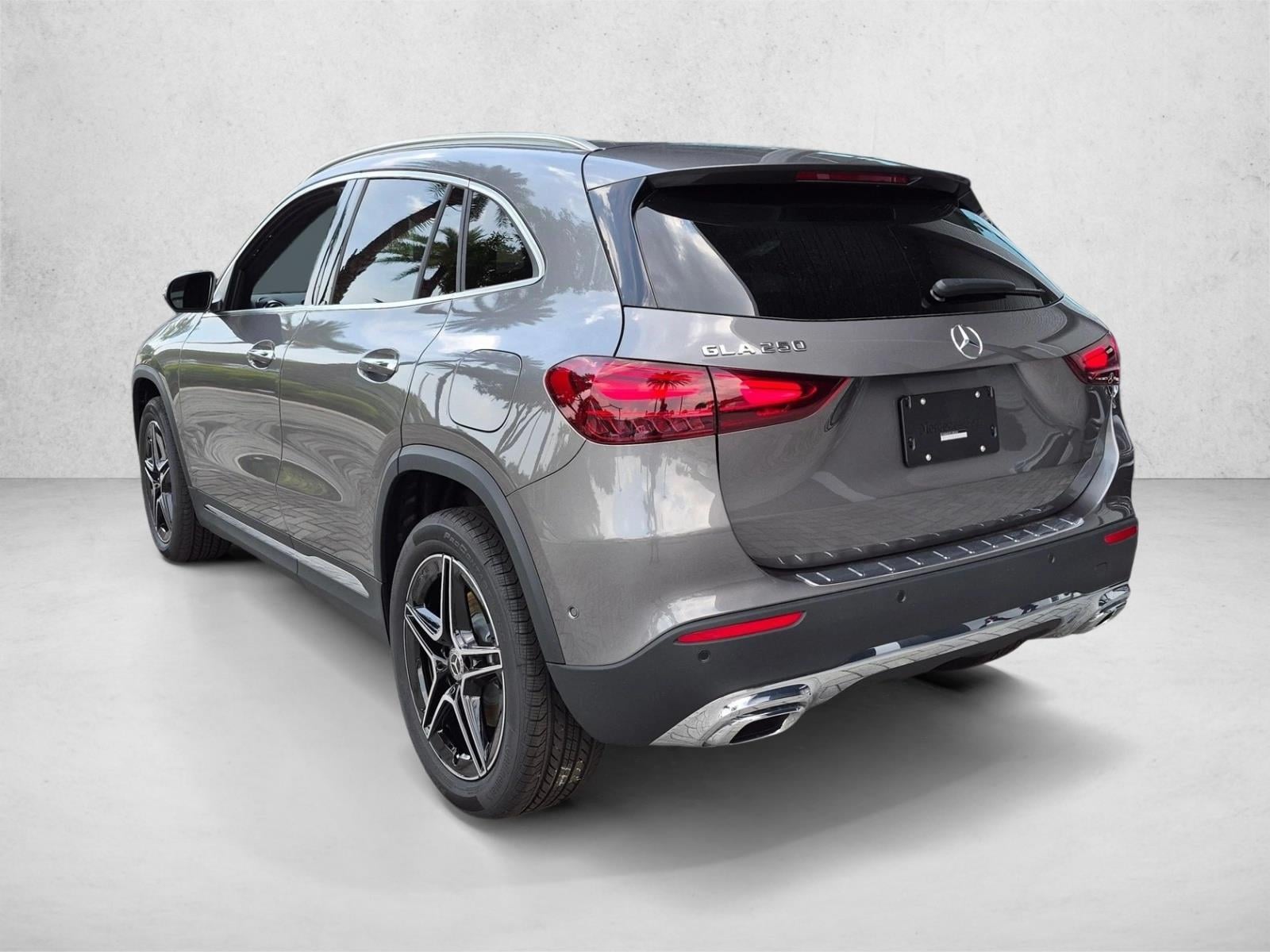 2026 GLA 250, photo 8 of 16