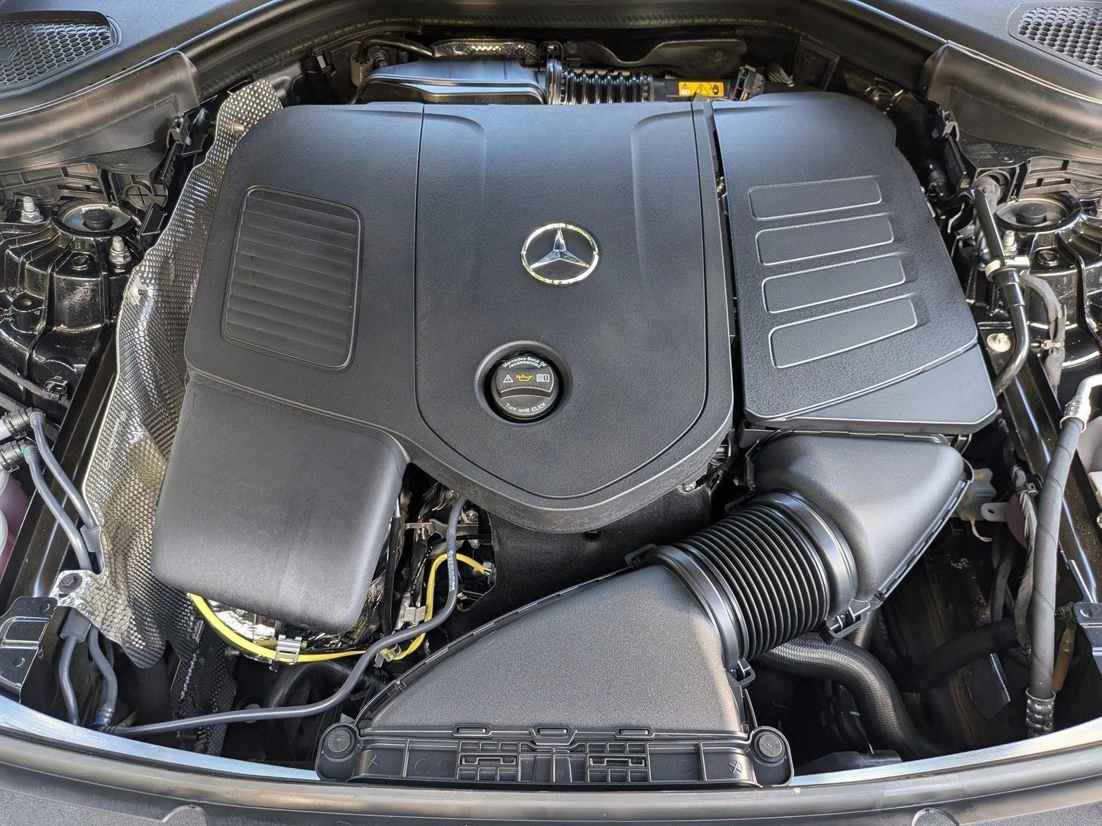 2026 GLC 300, photo 15 of 16
