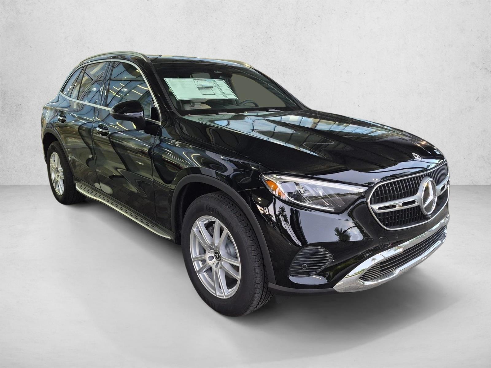 2026 GLC 300 4MATIC, photo 6 of 17