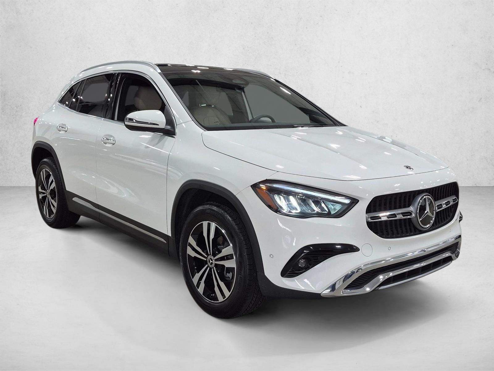 2026 GLA 250, photo 3 of 25