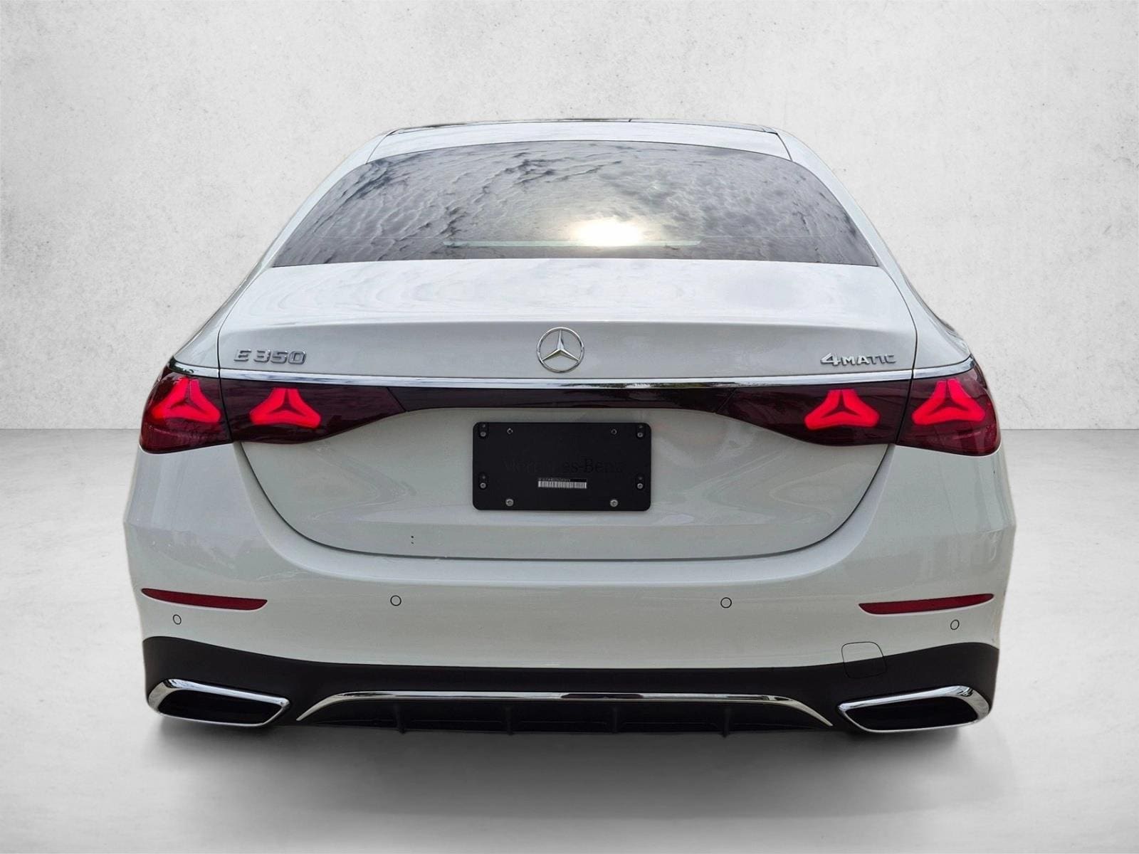 2026 E 350 4MATIC, photo 7 of 25