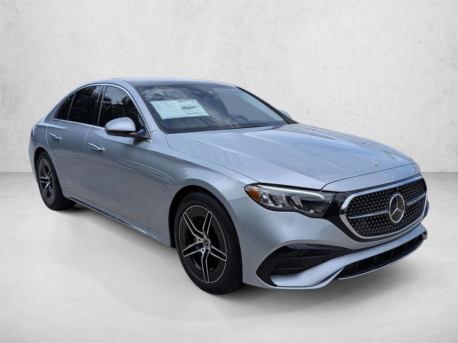 2026 E 350 4MATIC, photo 6 of 17