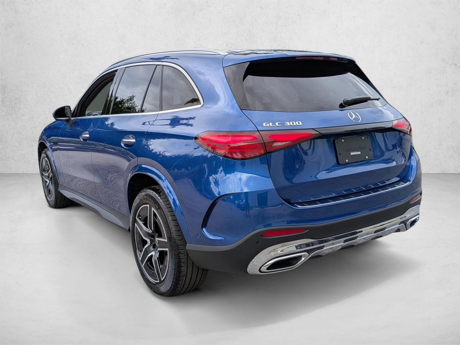 2026 GLC 300, photo 8 of 16
