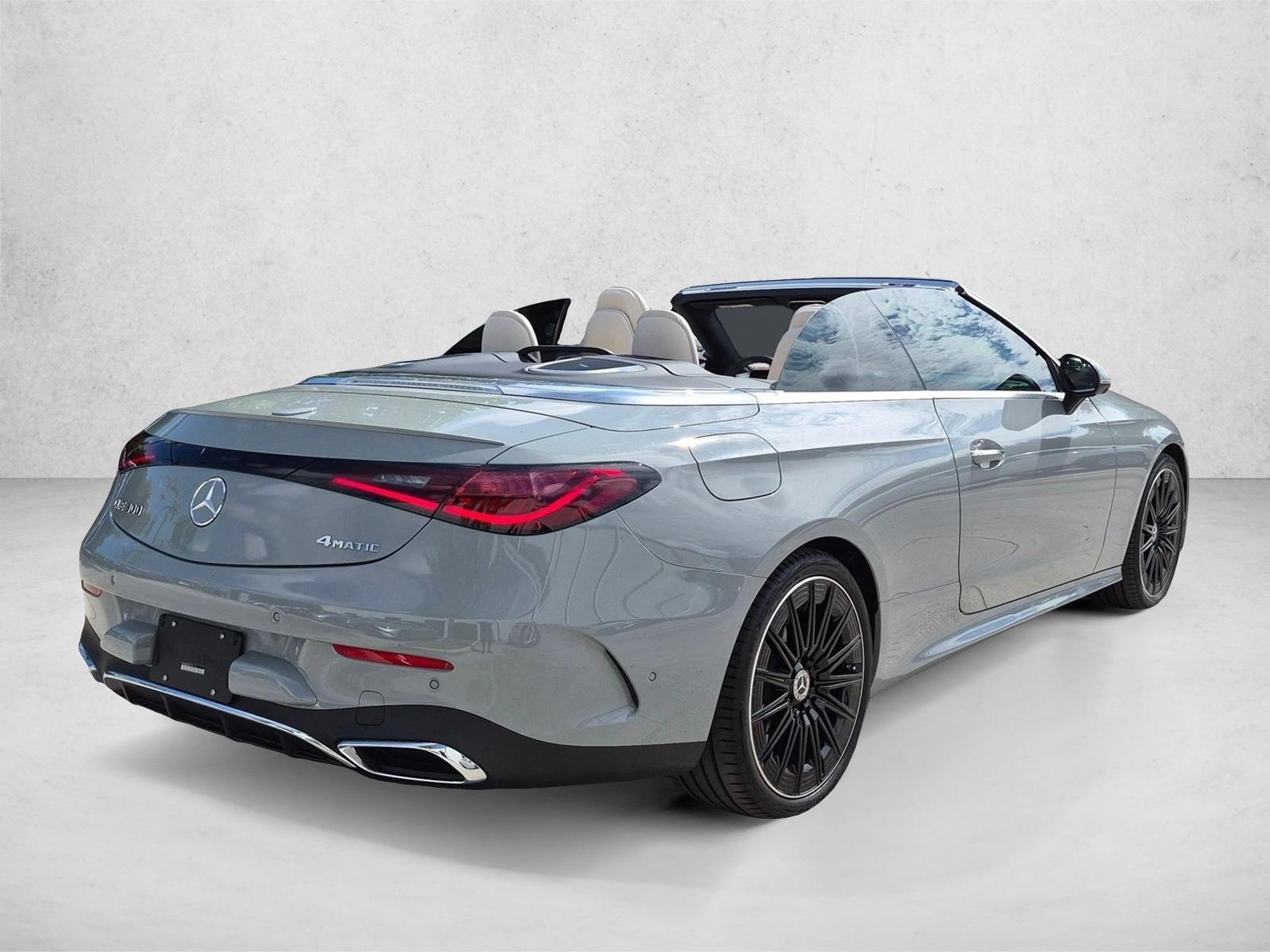 2027 CLE 300 4MATIC Cabriolet, photo 2 of 17