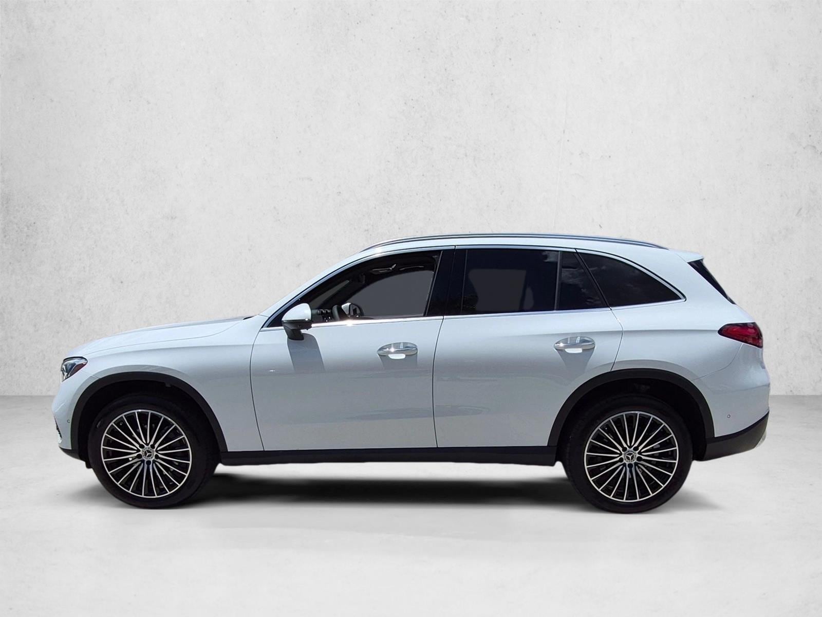 2027 GLC 300, photo 5 of 17