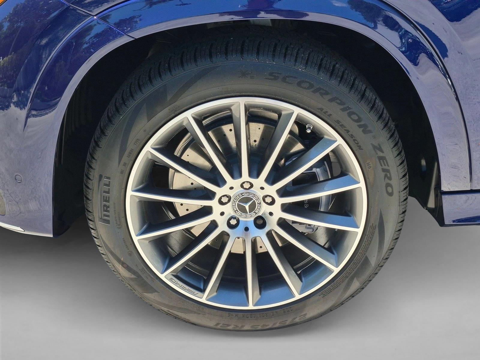 2026 GLE 450 4MATIC Coupe, photo 9 of 17