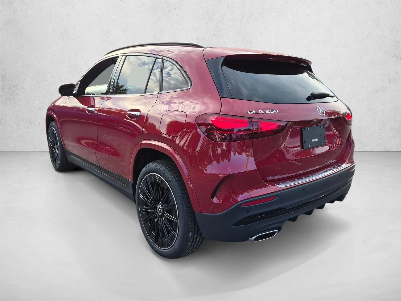 2026 GLA 250, photo 8 of 17