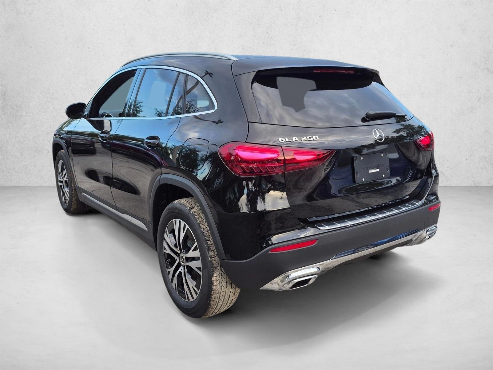 2026 GLA 250, photo 8 of 16