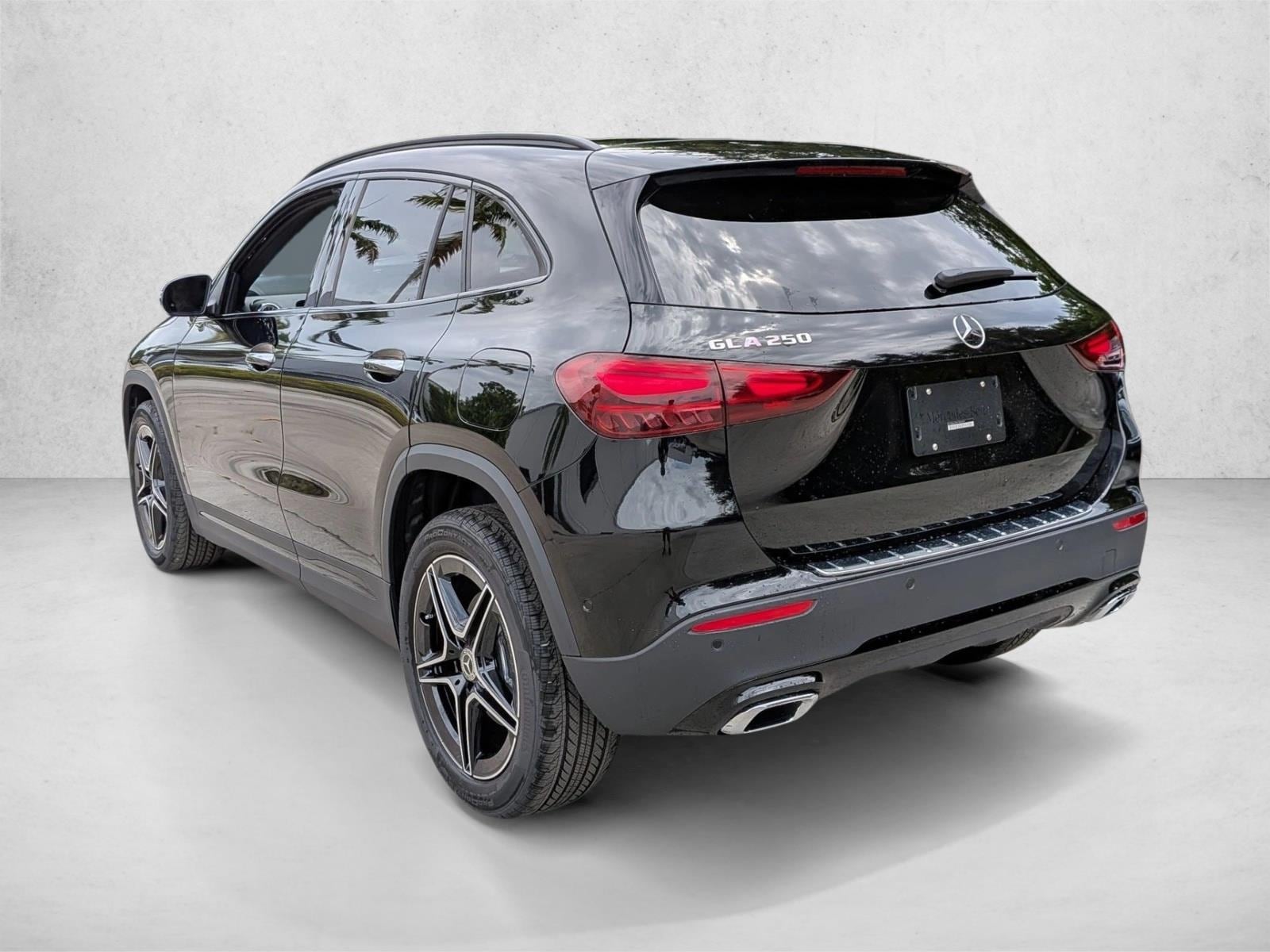 2026 GLA 250, photo 8 of 16
