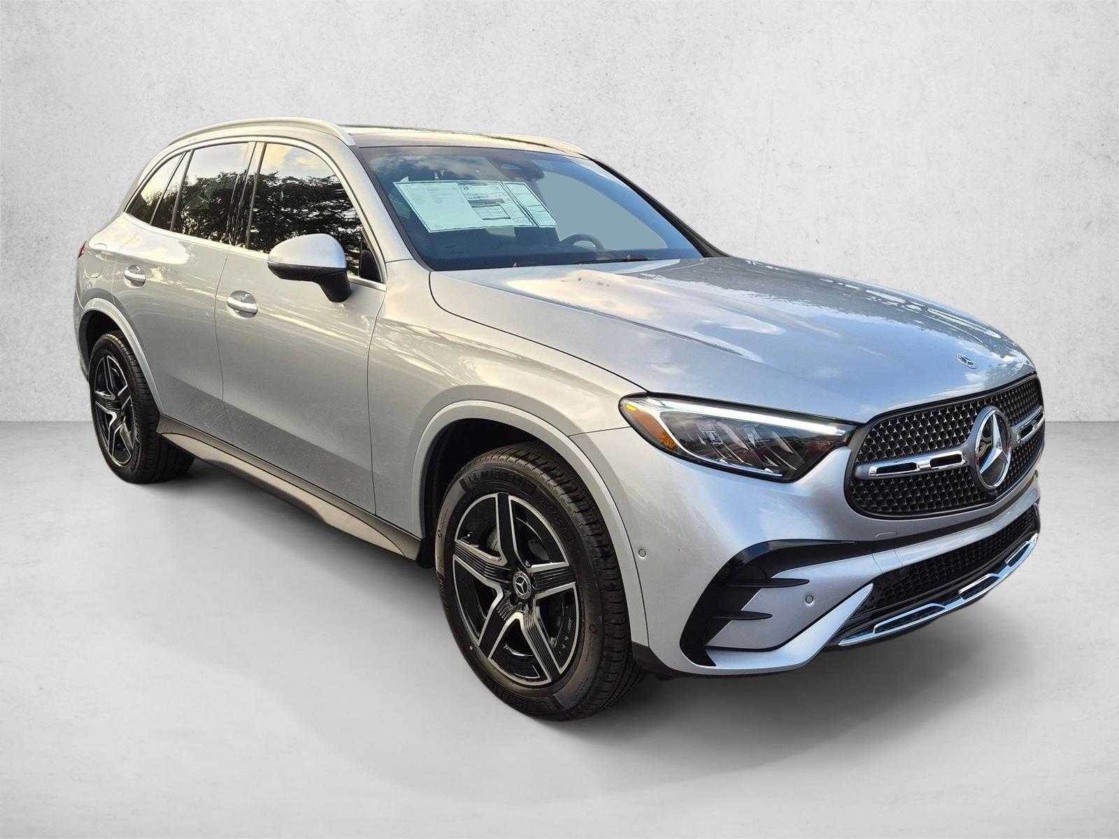 2026 GLC 300 4MATIC, photo 6 of 16
