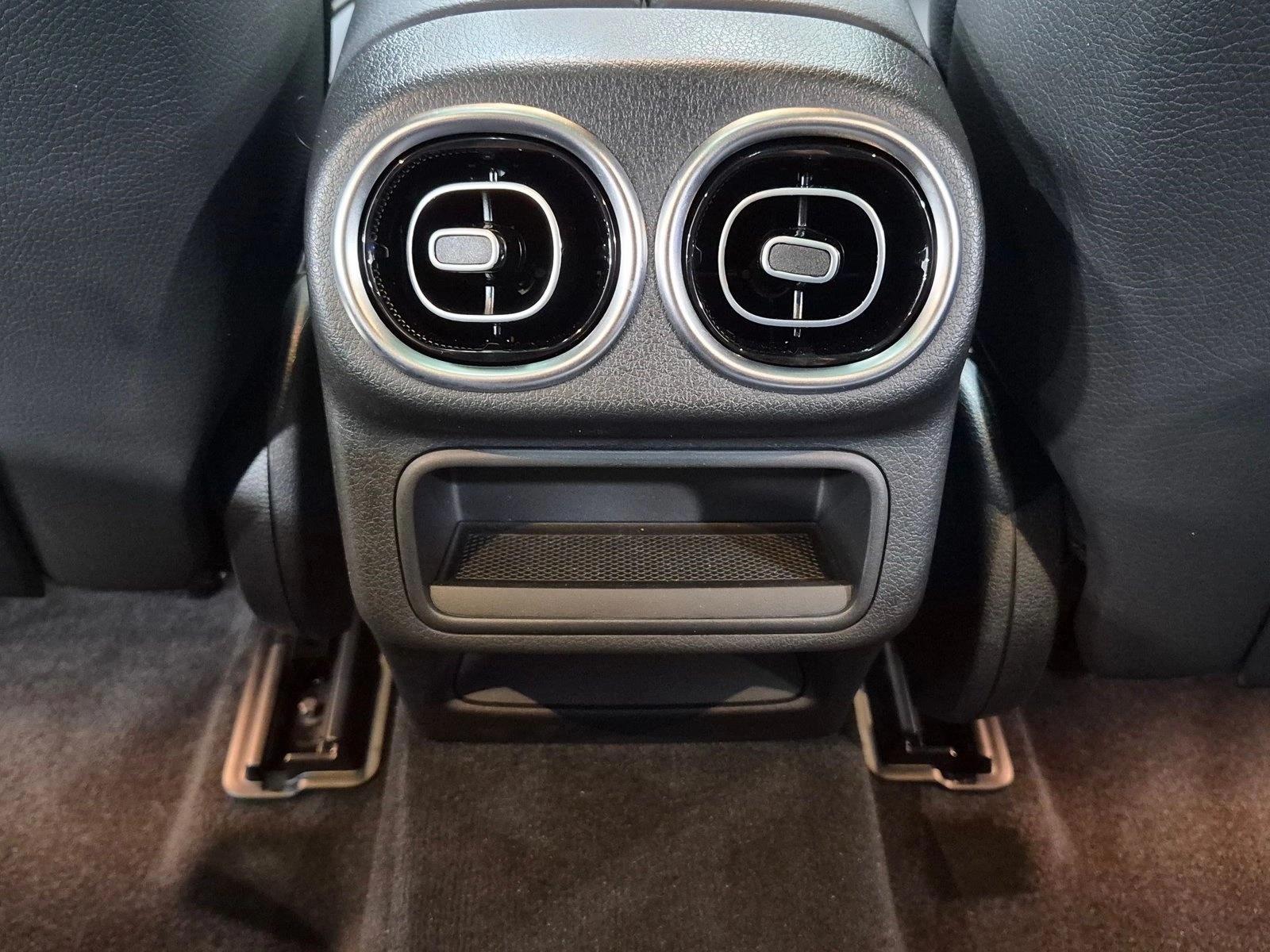 2026 GLC 300, photo 17 of 25