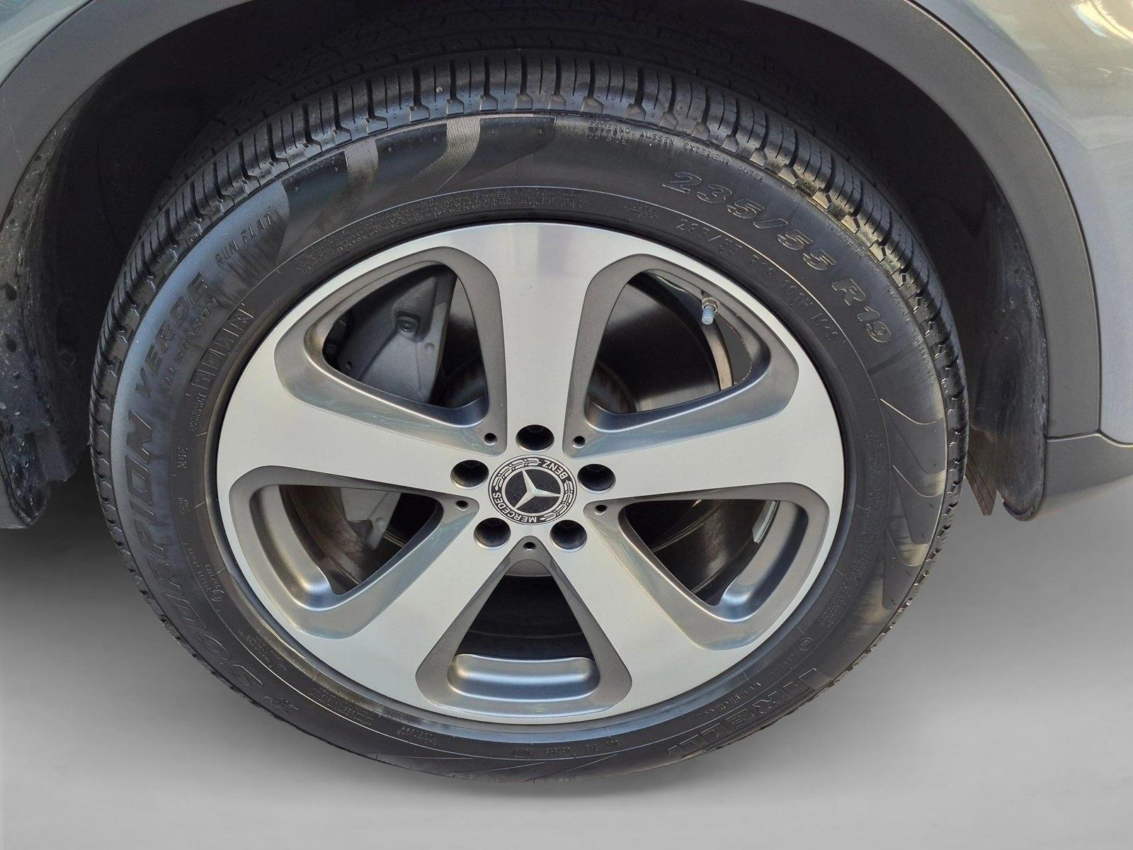 2019 GLC 300 4MATIC, photo 24 of 25