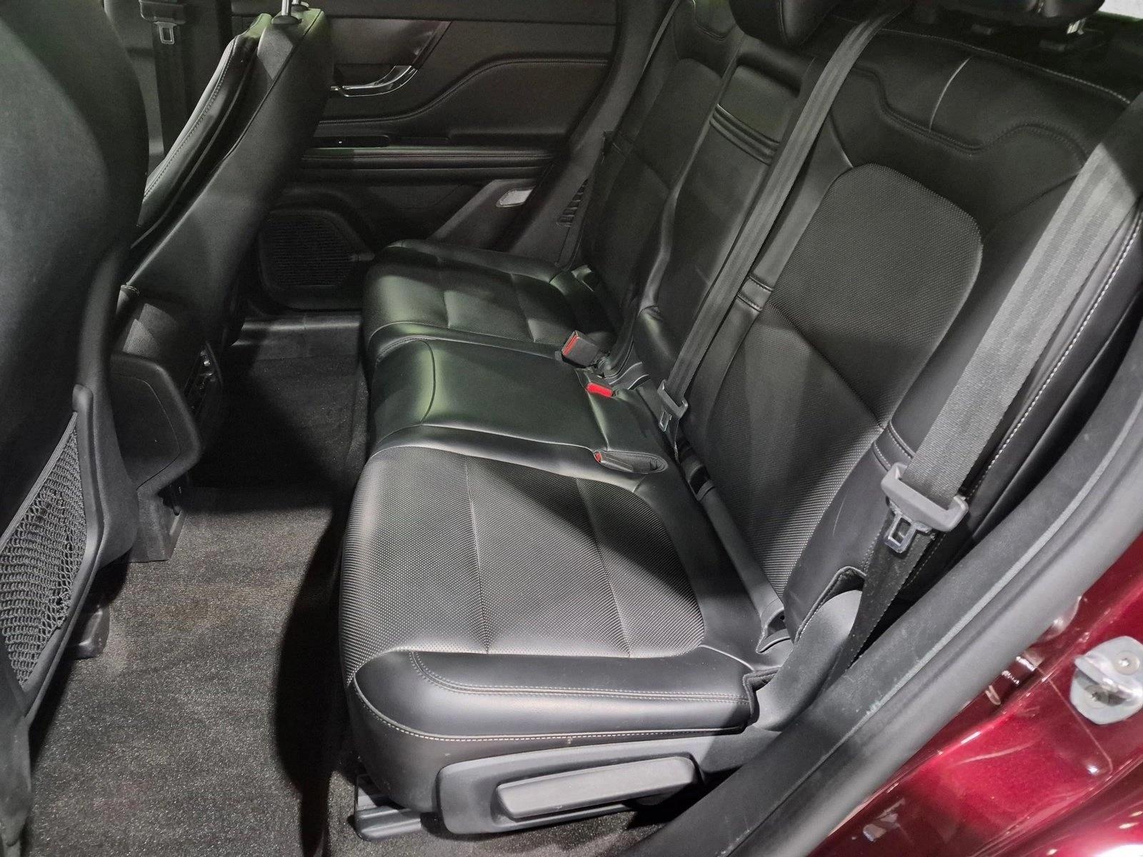 2020 Lincoln Corsair Standard, photo 17 of 26