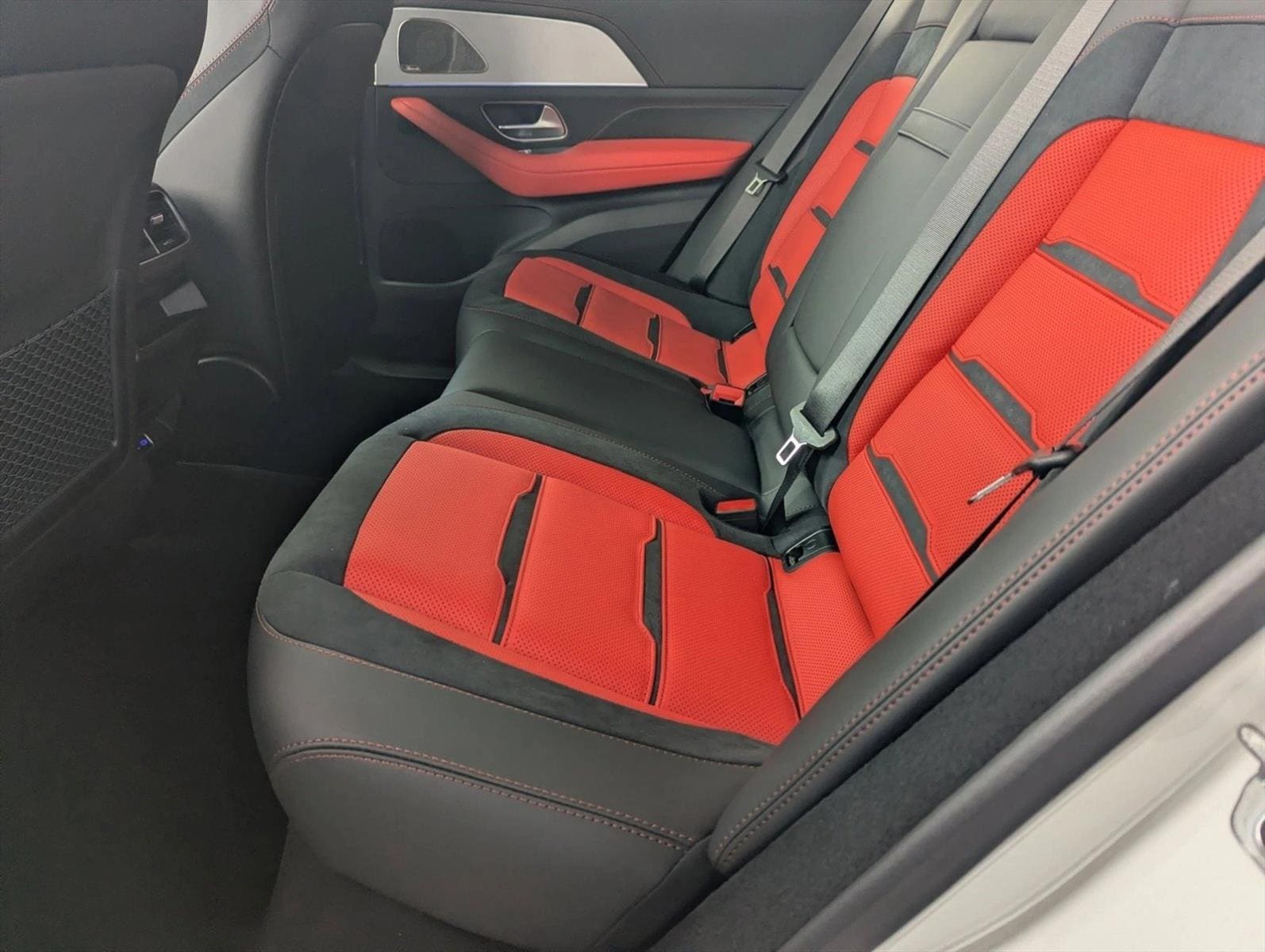 2026 AMG GLE 63 S, photo 13 of 16