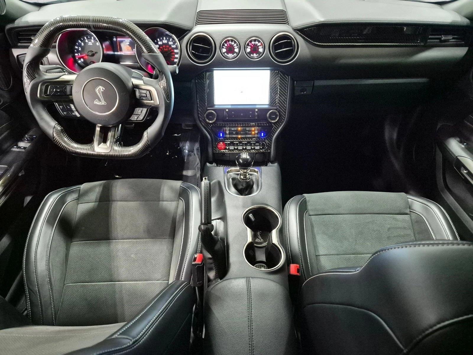 2017 Ford Mustang Shelby Coupe, photo 18 of 24