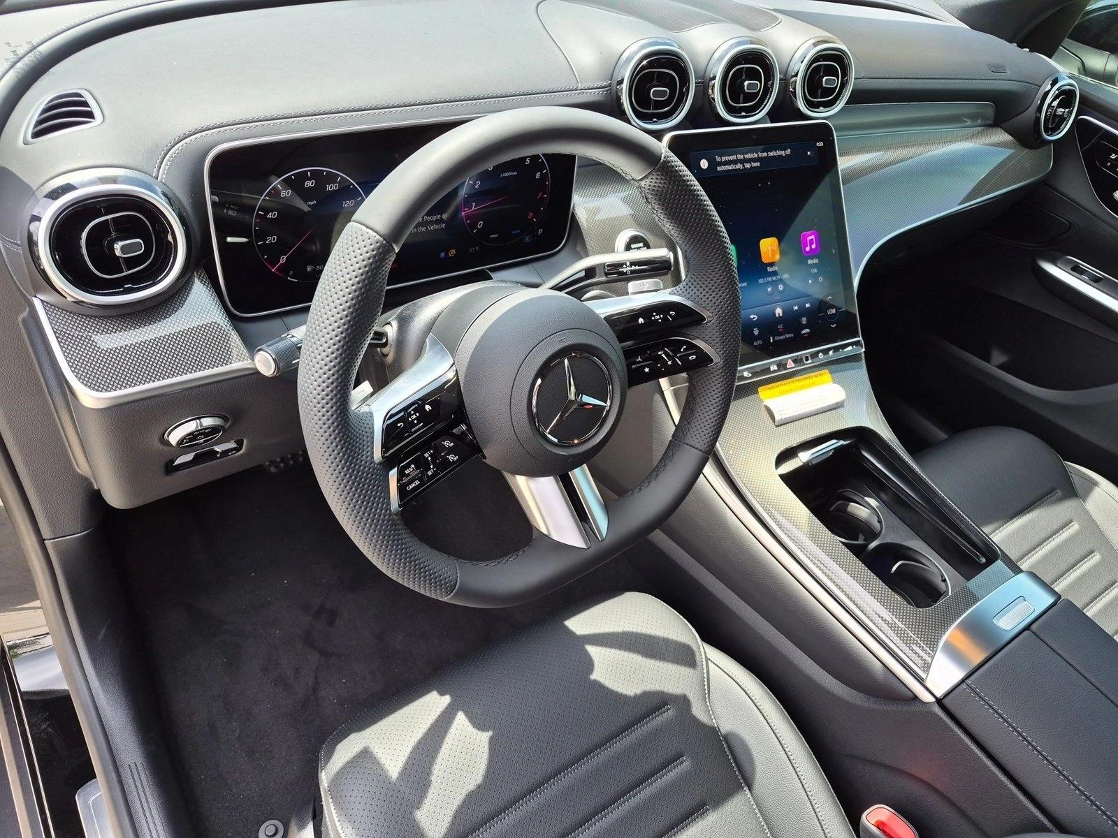 2026 GLC 300, photo 3 of 16